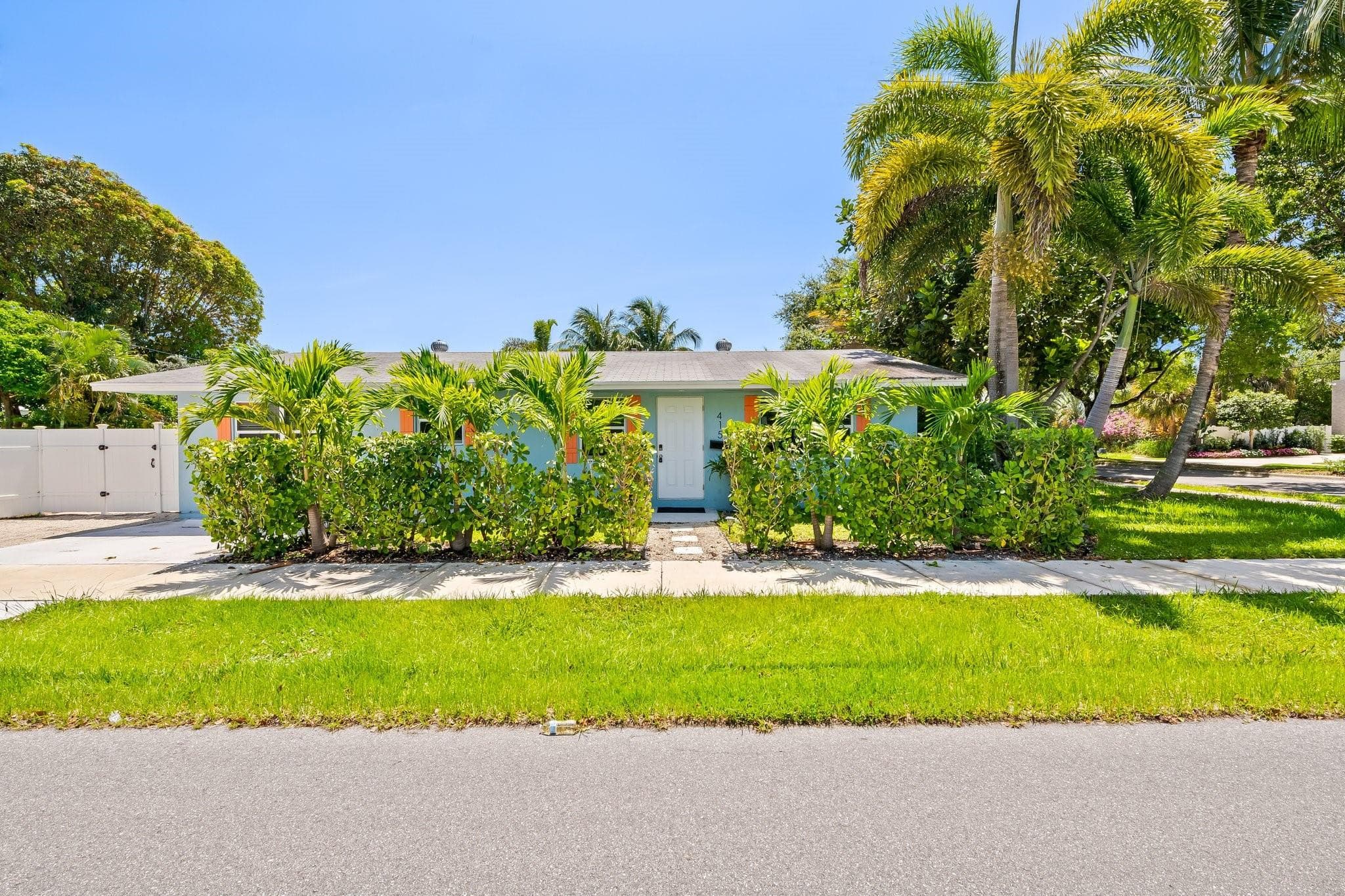415 SE 3rd Avenue, Delray Beach, FL 33483 — photo 11 of 25