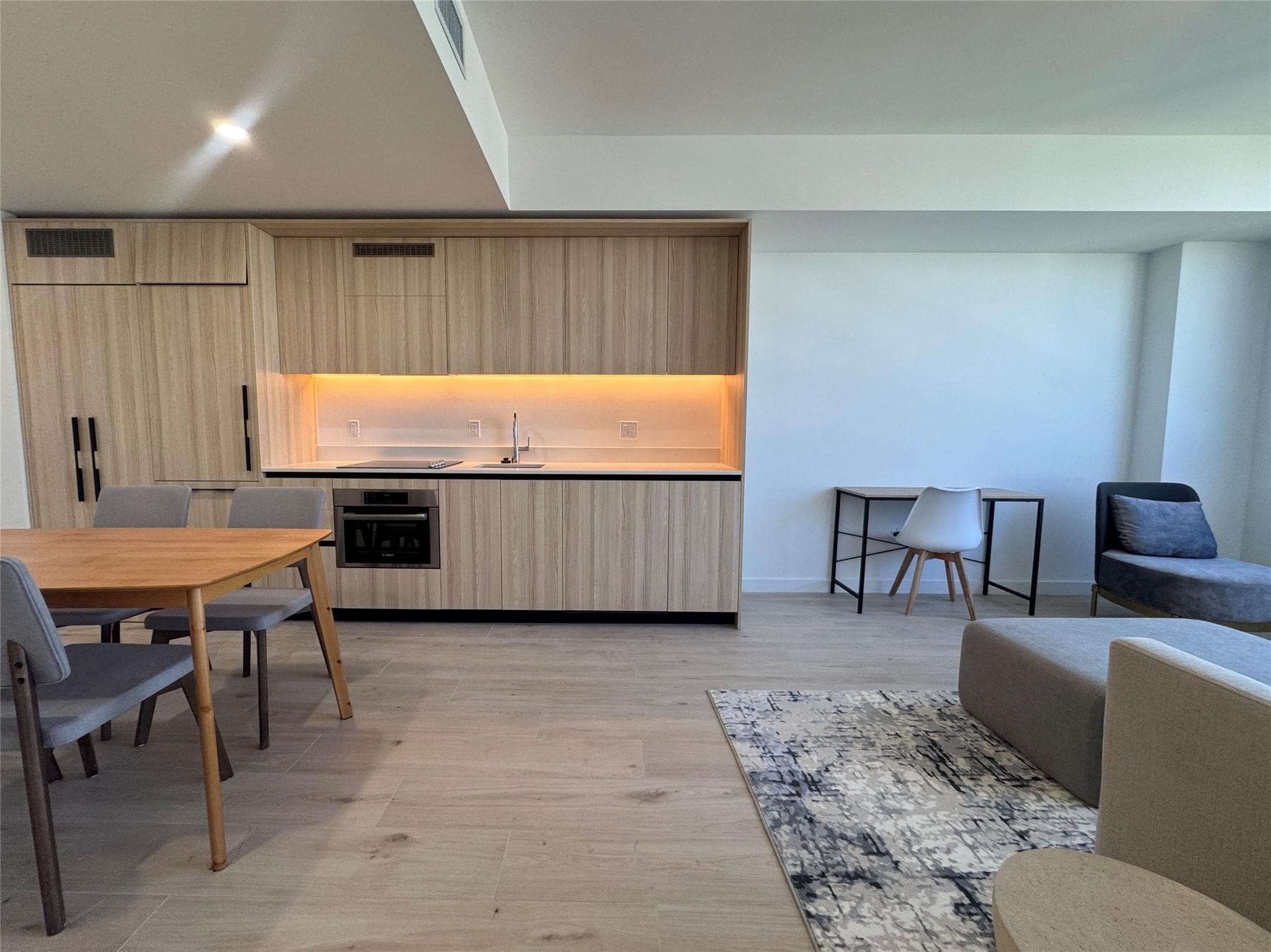 225 N Miami Avenue 3604, Miami, FL 33128 — photo 2 of 46