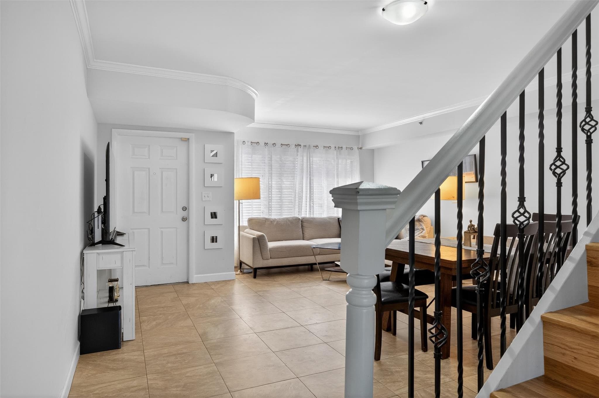 245 Riviera Circle 245, Weston, FL 33326 — photo 8 of 40