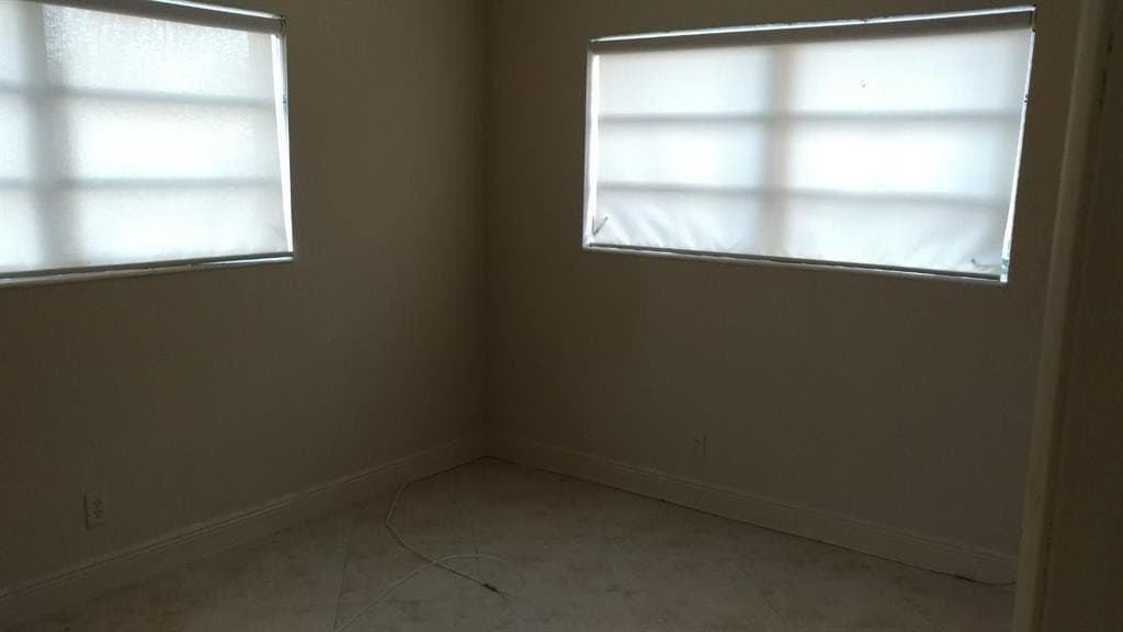 2025 NW 14th Avenue 2025, Fort Lauderdale, FL 33311 — photo 6 of 7
