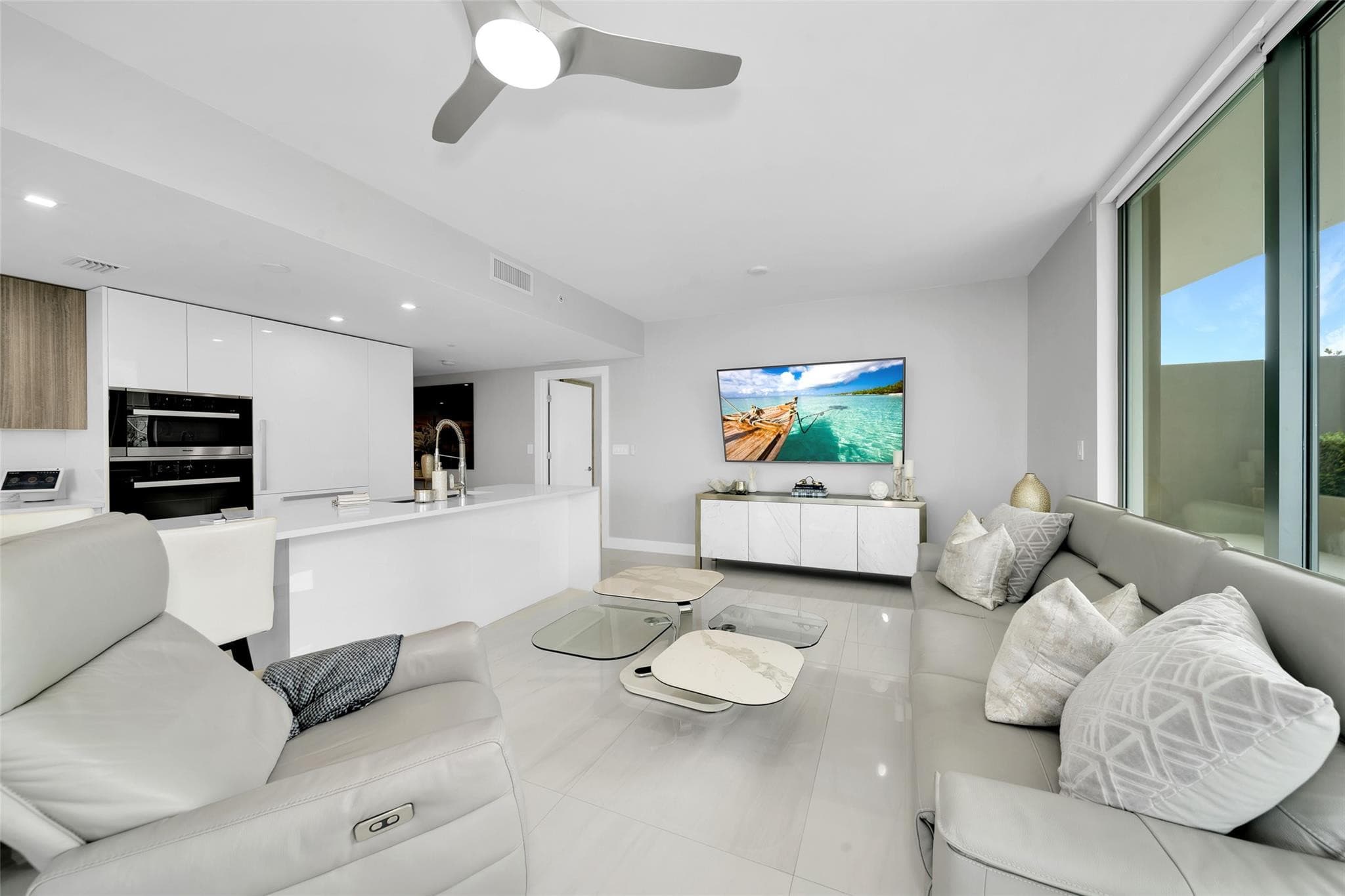730 N Ocean Boulevard 405, Pompano Beach, FL 33062 — photo 12 of 47