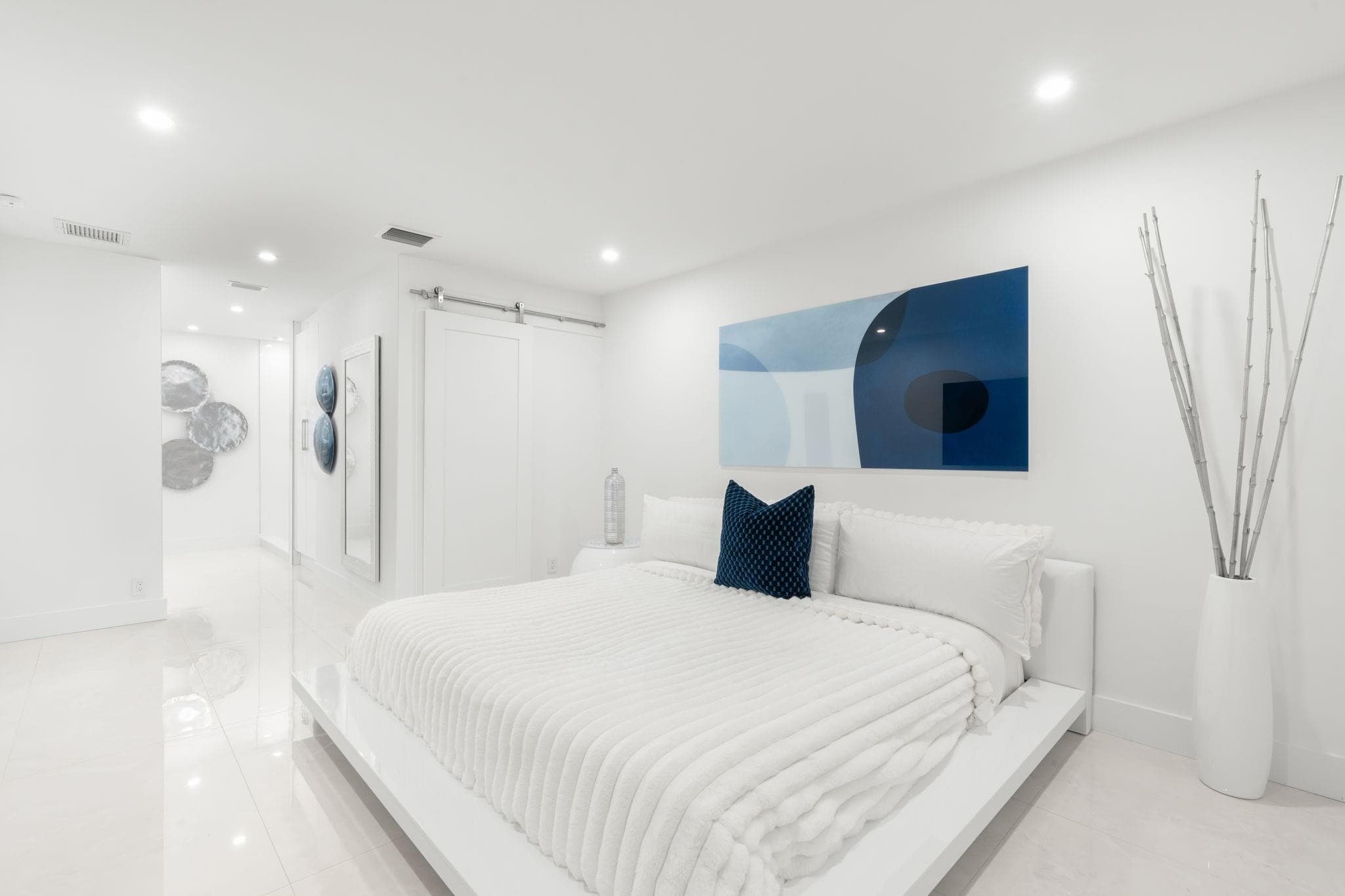 6395 Bay Club Drive 2, Fort Lauderdale, FL 33308 — photo 4 of 41