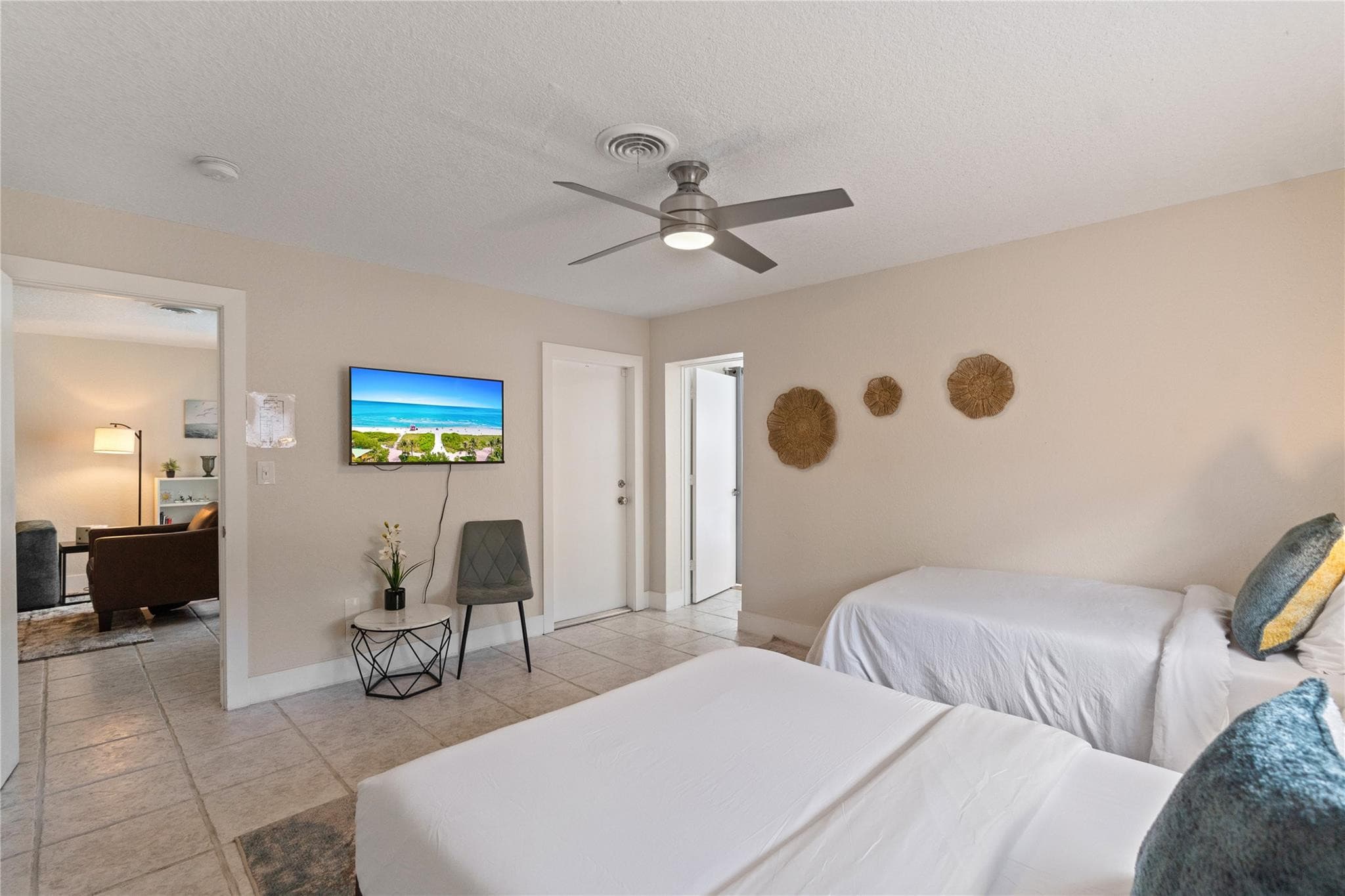 1518-1520 NE 51st Street, Fort Lauderdale, FL 33334 — photo 23 of 77