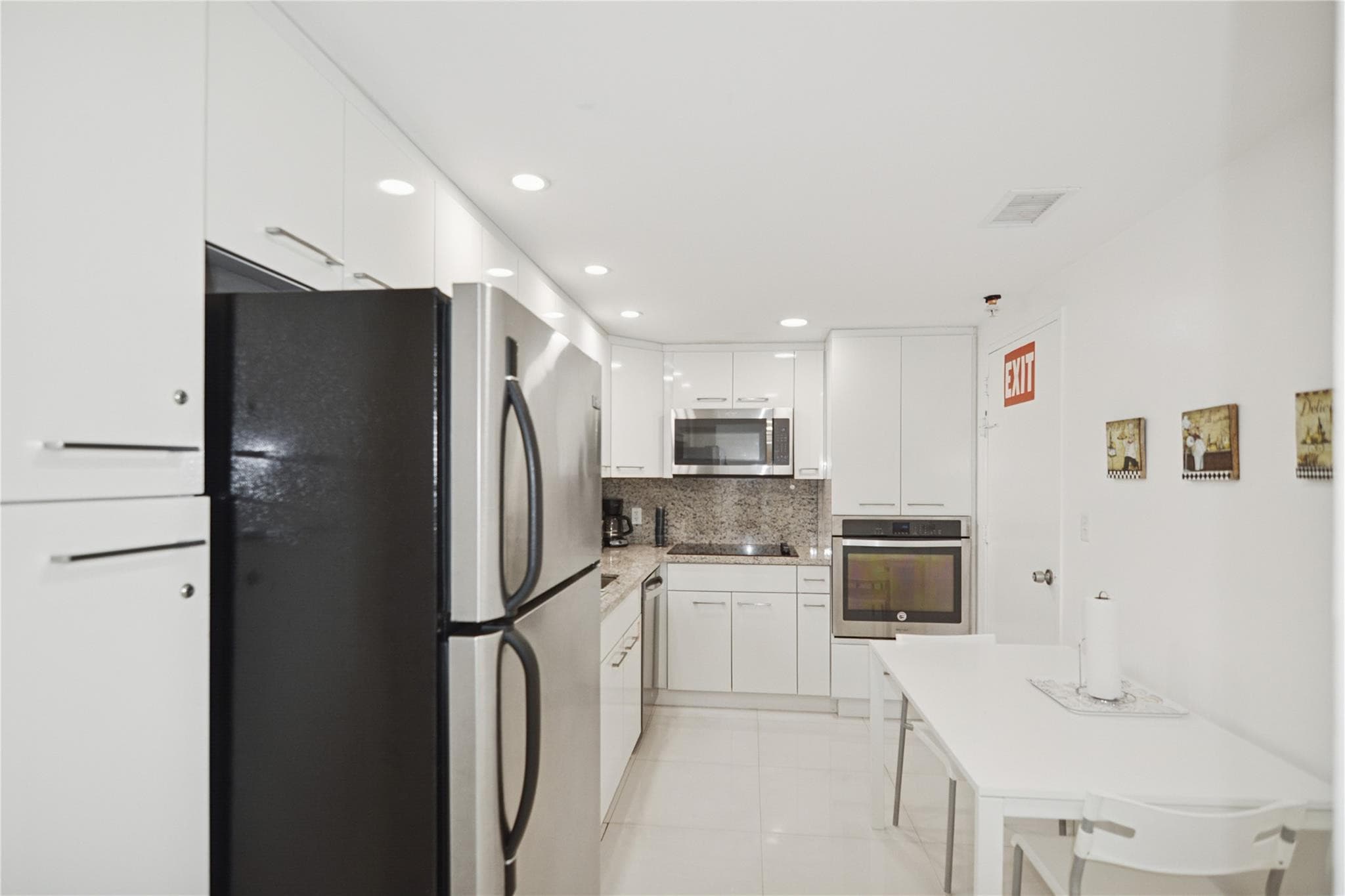 3901 S Ocean Drive 10d, Hollywood, FL 33019 — photo 18 of 29