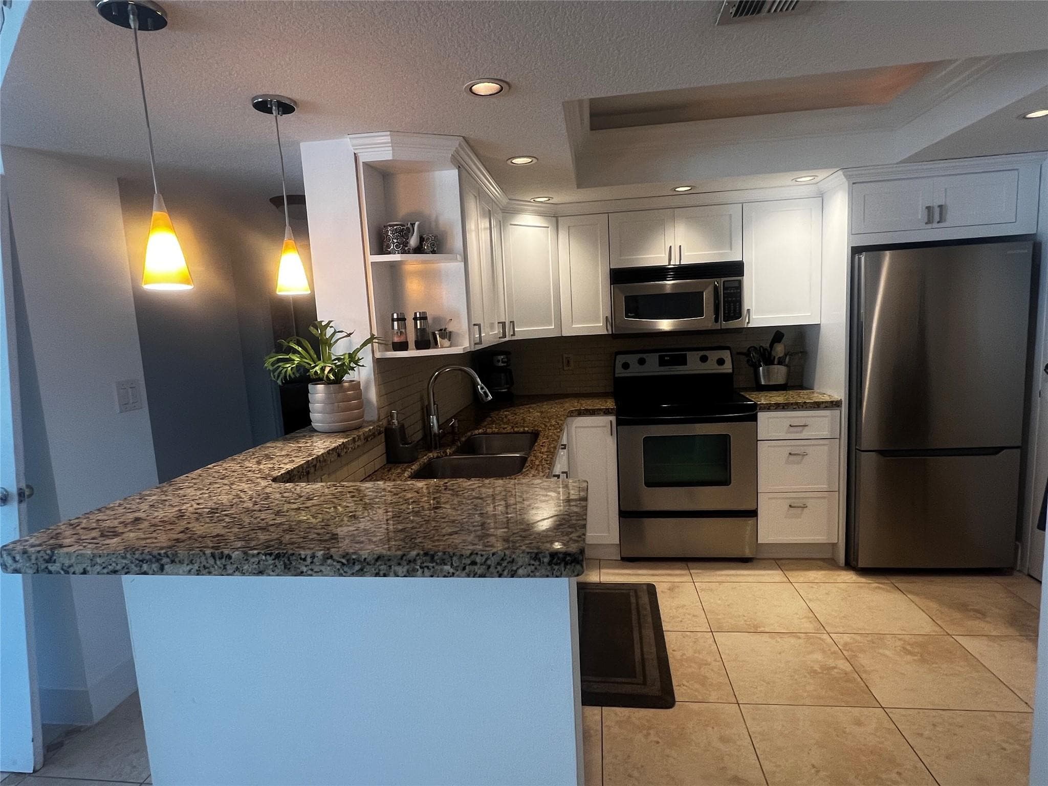 1170 N Federal Highway 311, Fort Lauderdale, FL 33304 — photo 19 of 38