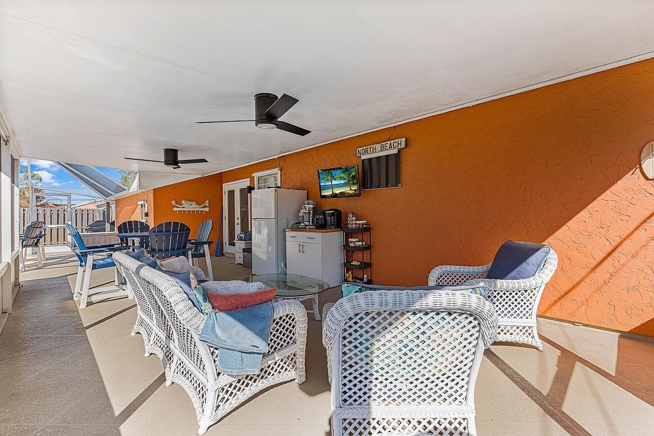 1085 24th Place, Vero Beach, FL 32962 — photo 24 of 31