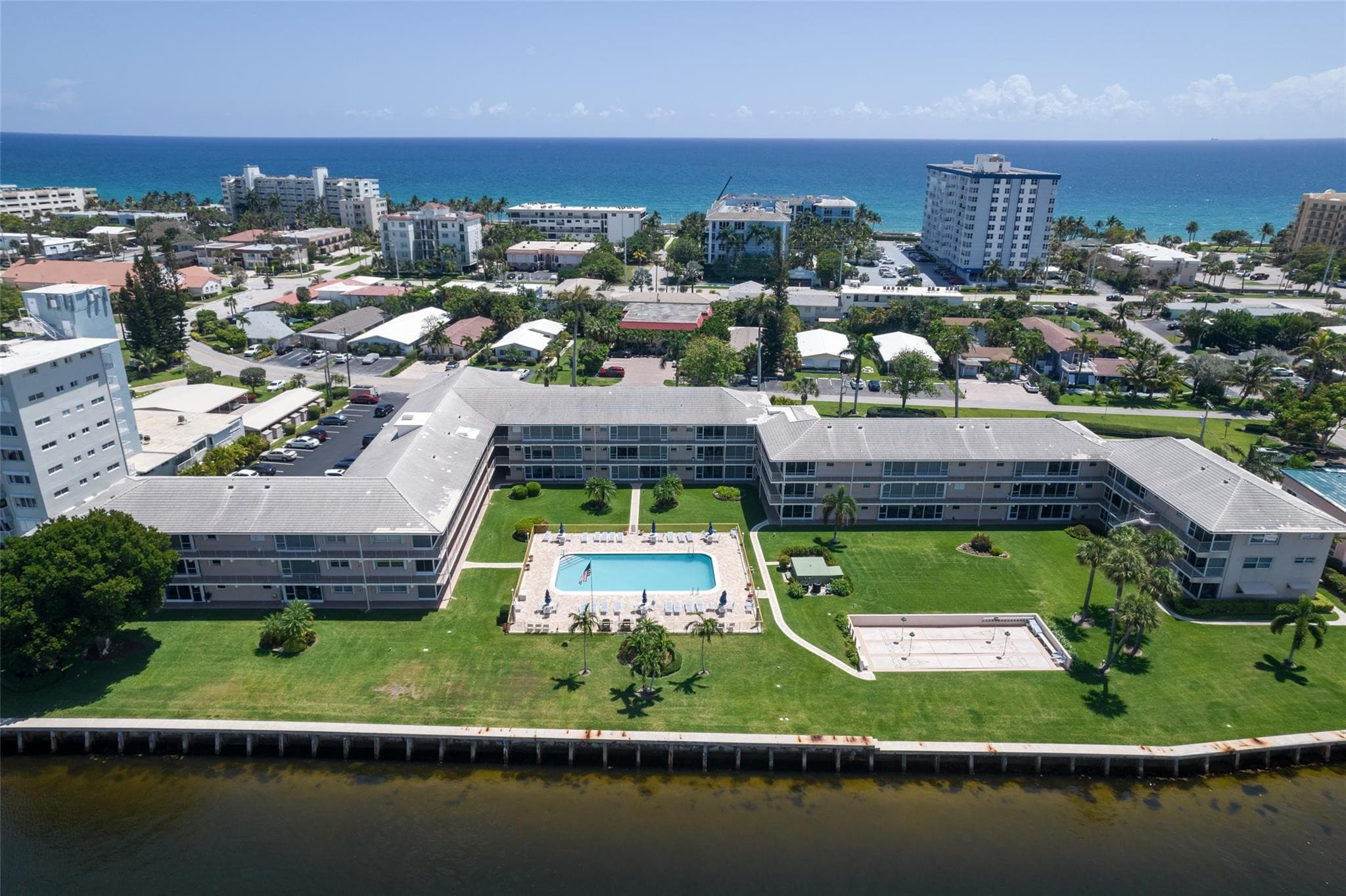 745 SE 19th Avenue 138, Deerfield Beach, FL 33441 — photo 1 of 41