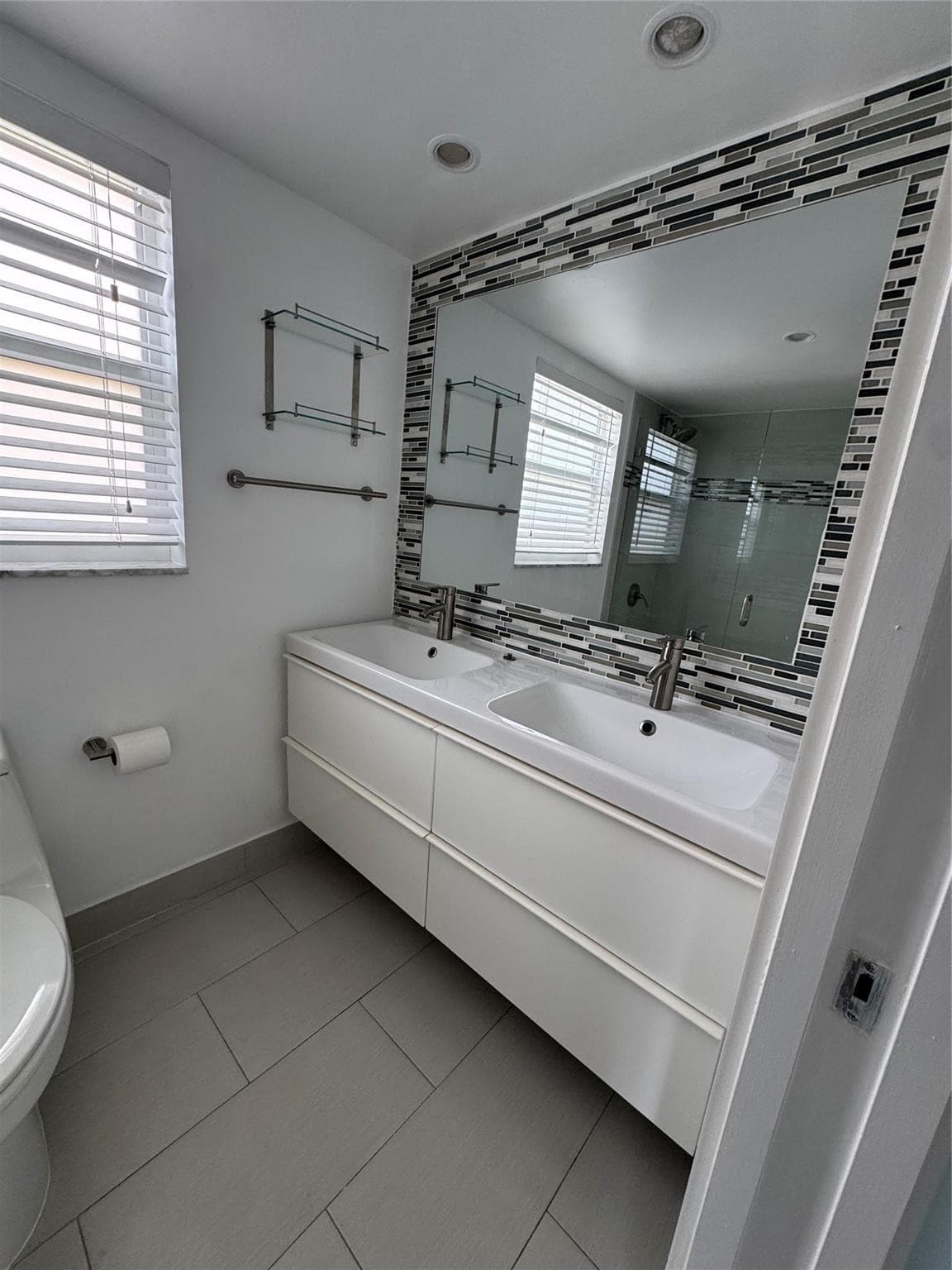 3150 N Palm Aire, Pompano Beach, FL 33069 — photo 8 of 16