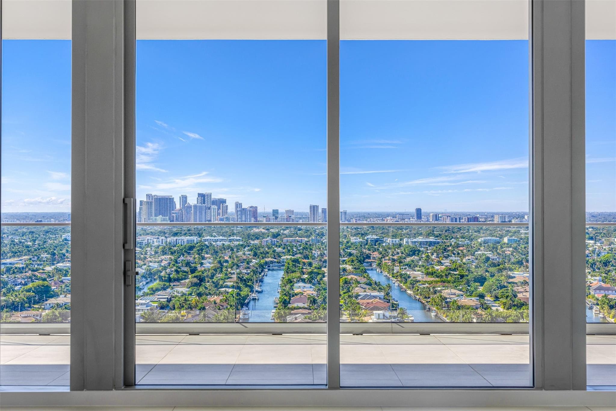 153 N Seabreeze 2503-S, Fort Lauderdale, FL 33304 — photo 30 of 55