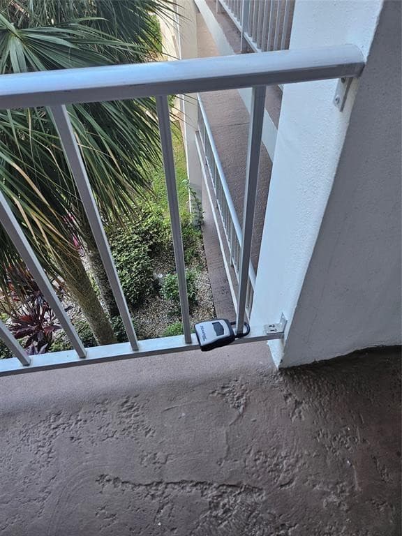 580 Egret Drive 310, Hallandale Beach, FL 33009 — photo 22 of 40