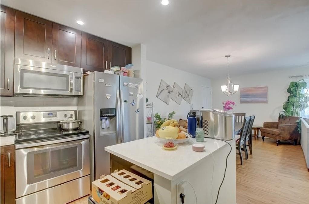 2990 NE 16th Avenue 301, Oakland Park, FL 33334 — photo 4 of 29