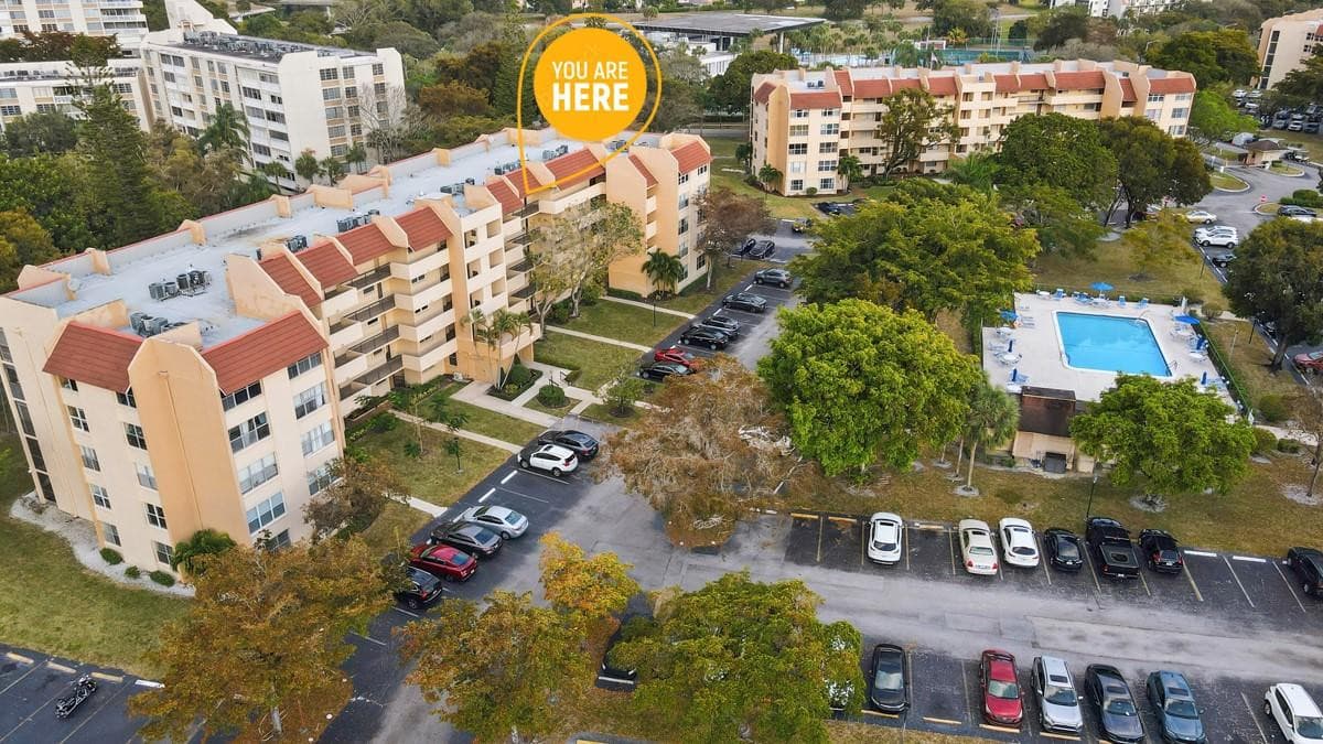 7080 Environ Boulevard 423, Lauderhill, FL 33319 — photo 3 of 51