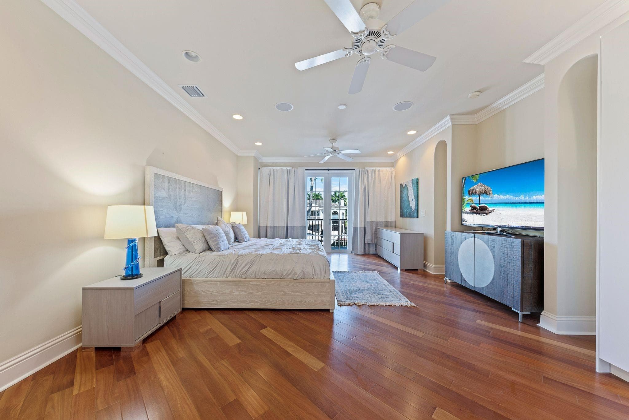 7 Pelican Drive, Fort Lauderdale, FL 33301 — photo 16 of 35