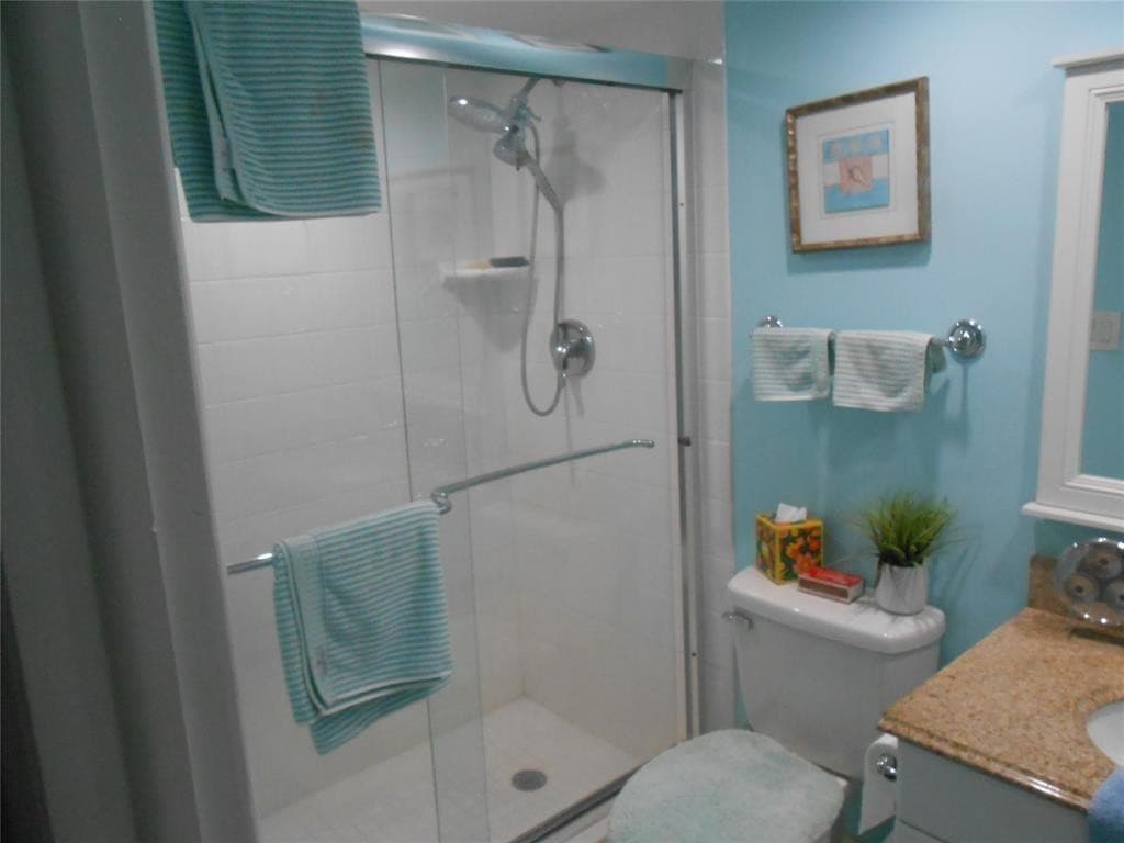 4540 N Ocean Drive 210, Lauderdale-By-The-Sea, FL 33308 — photo 29 of 40