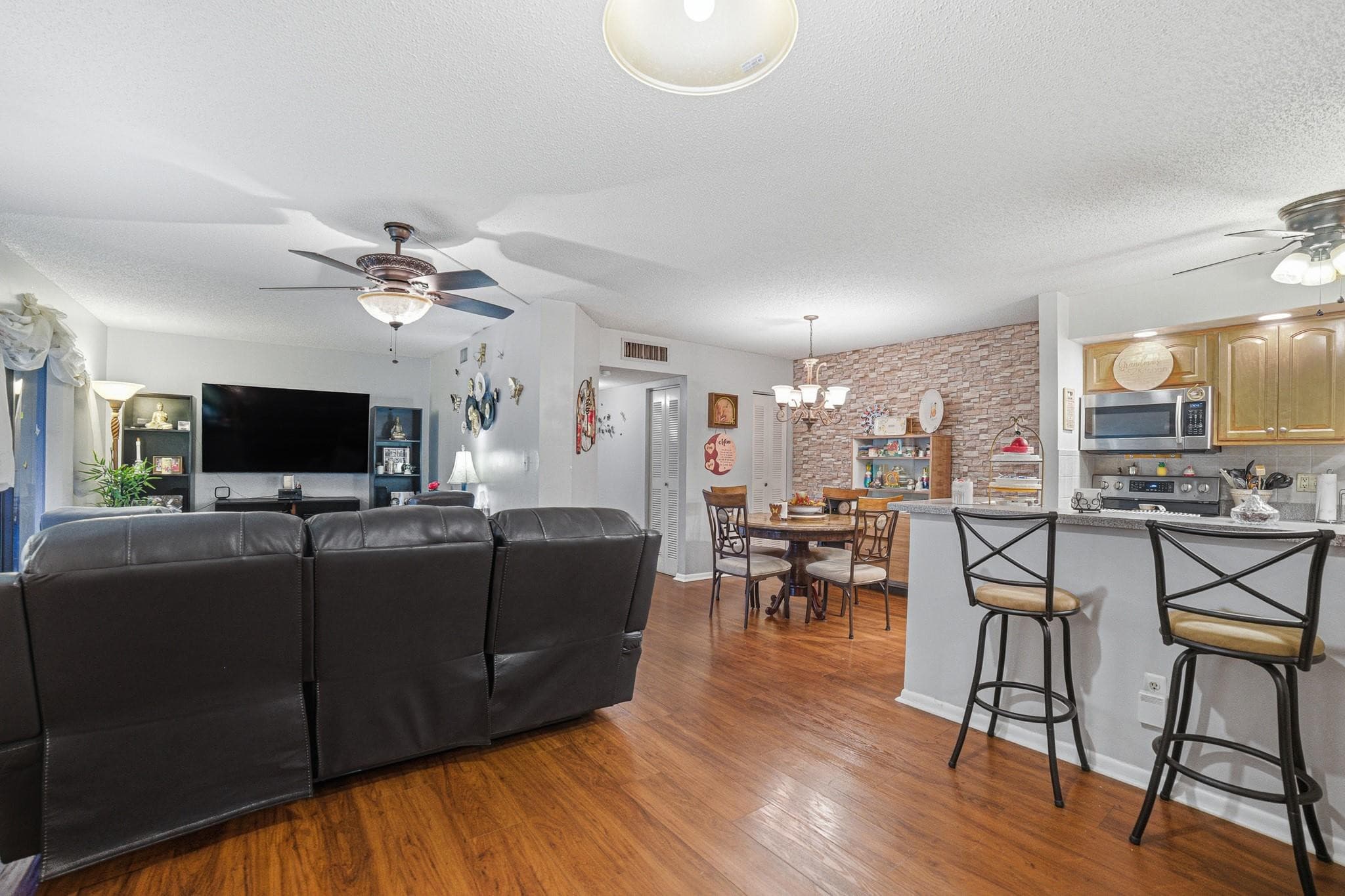 9754 N Belfort Circle 9754, Fort Lauderdale, FL 33321 — photo 17 of 35