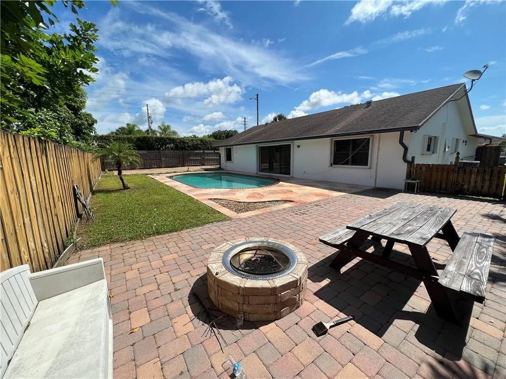 230 SW 1st Street G-8, Pompano Beach, FL 33060 — photo 19 of 23