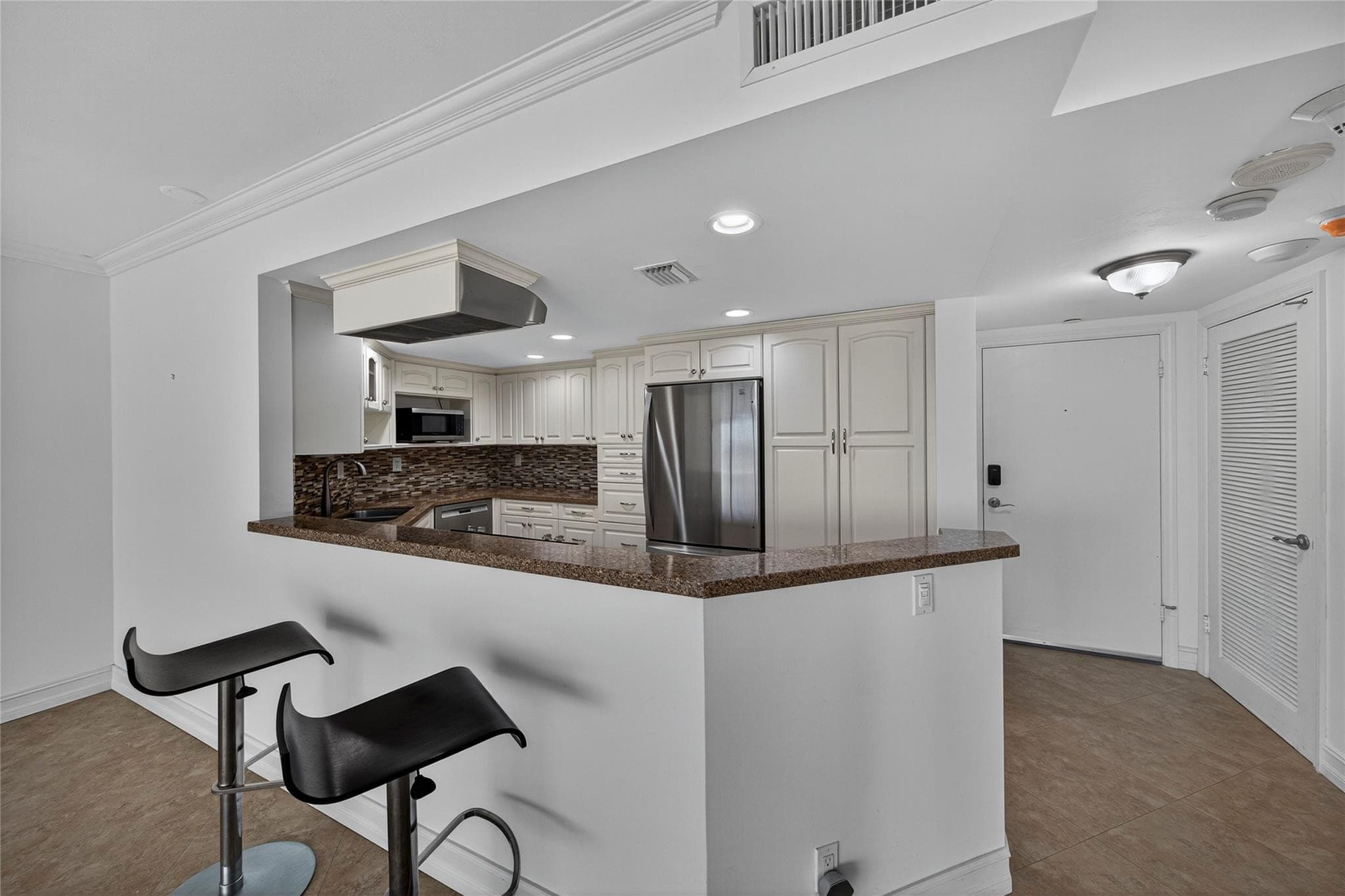 2100 S Ocean Drive 11-L, Fort Lauderdale, FL 33316 — photo 8 of 16
