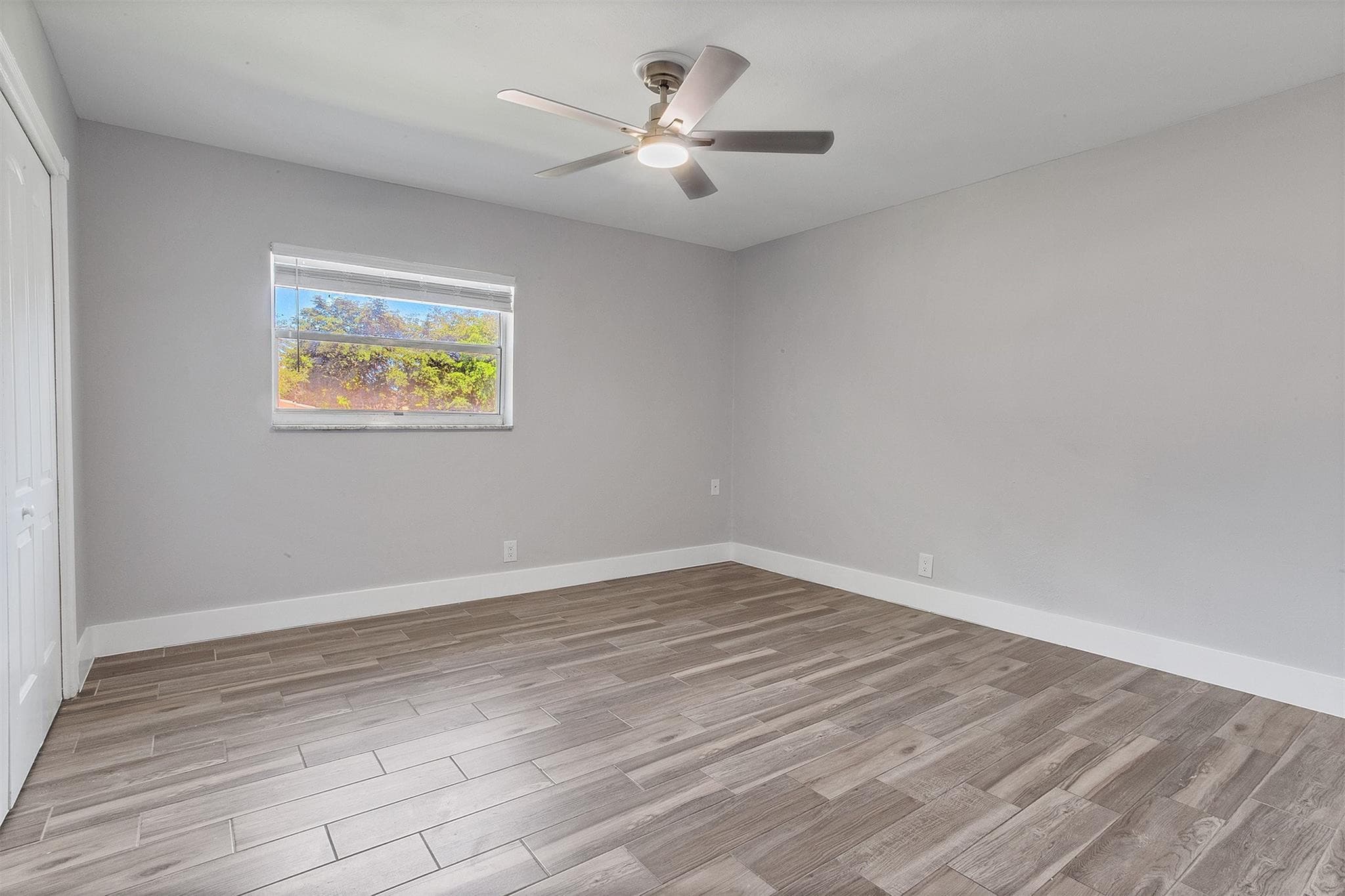 Condominium in Coral Springs — photo 17 of 32