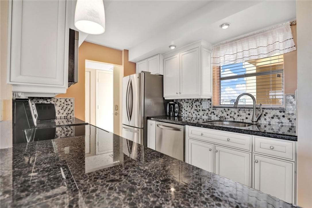 801 S Federal Highway 914, Pompano Beach, FL 33062 — photo 14 of 42