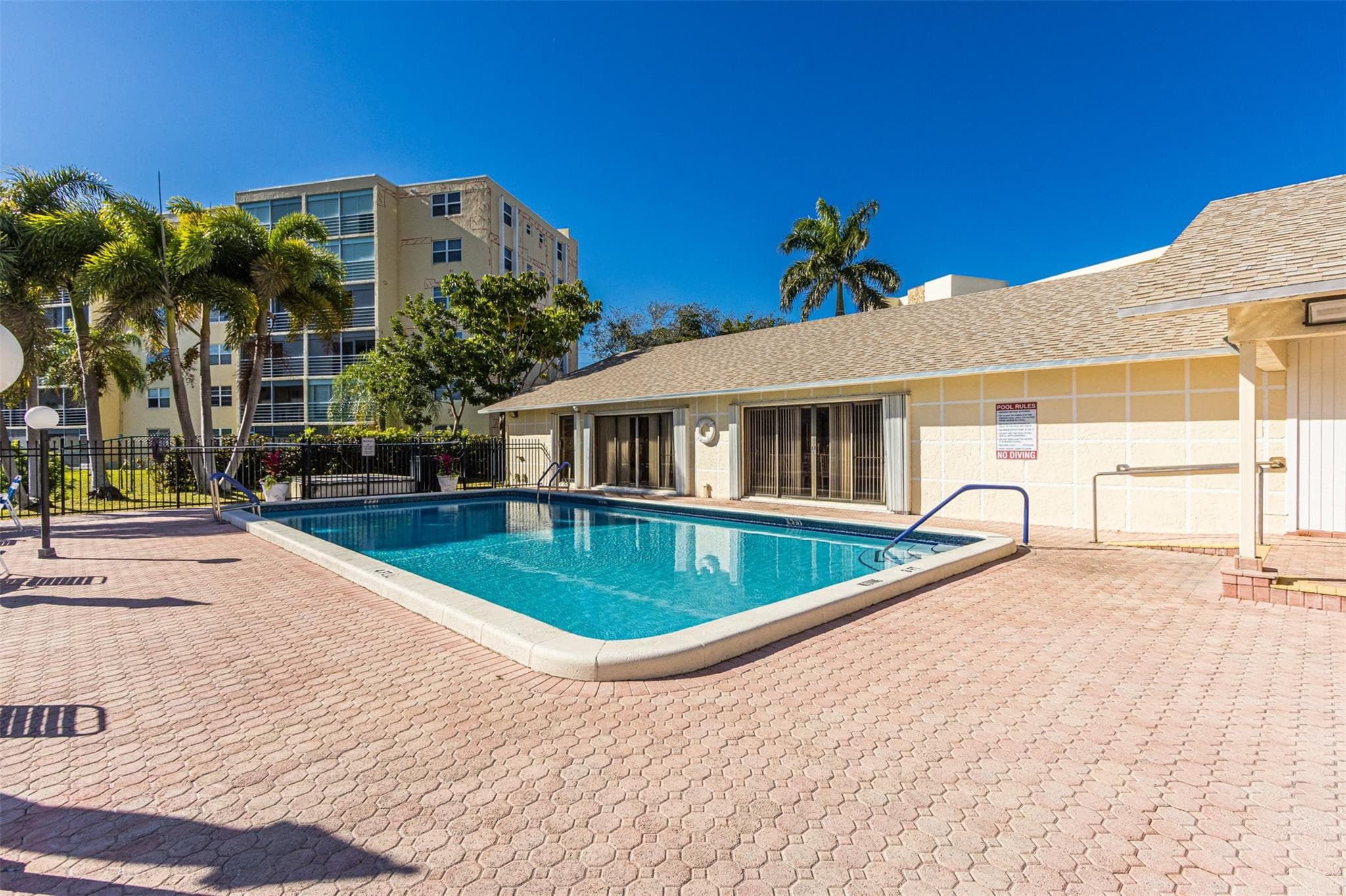 301 SE 3rd Street 308, Dania Beach, FL 33004 — photo 40 of 45