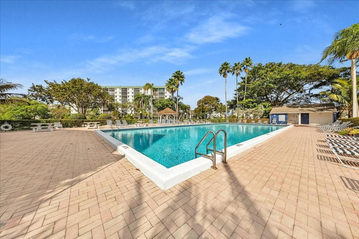 2217 Cypress Island Drive 507, Pompano Beach, FL 33069 — photo 31 of 50