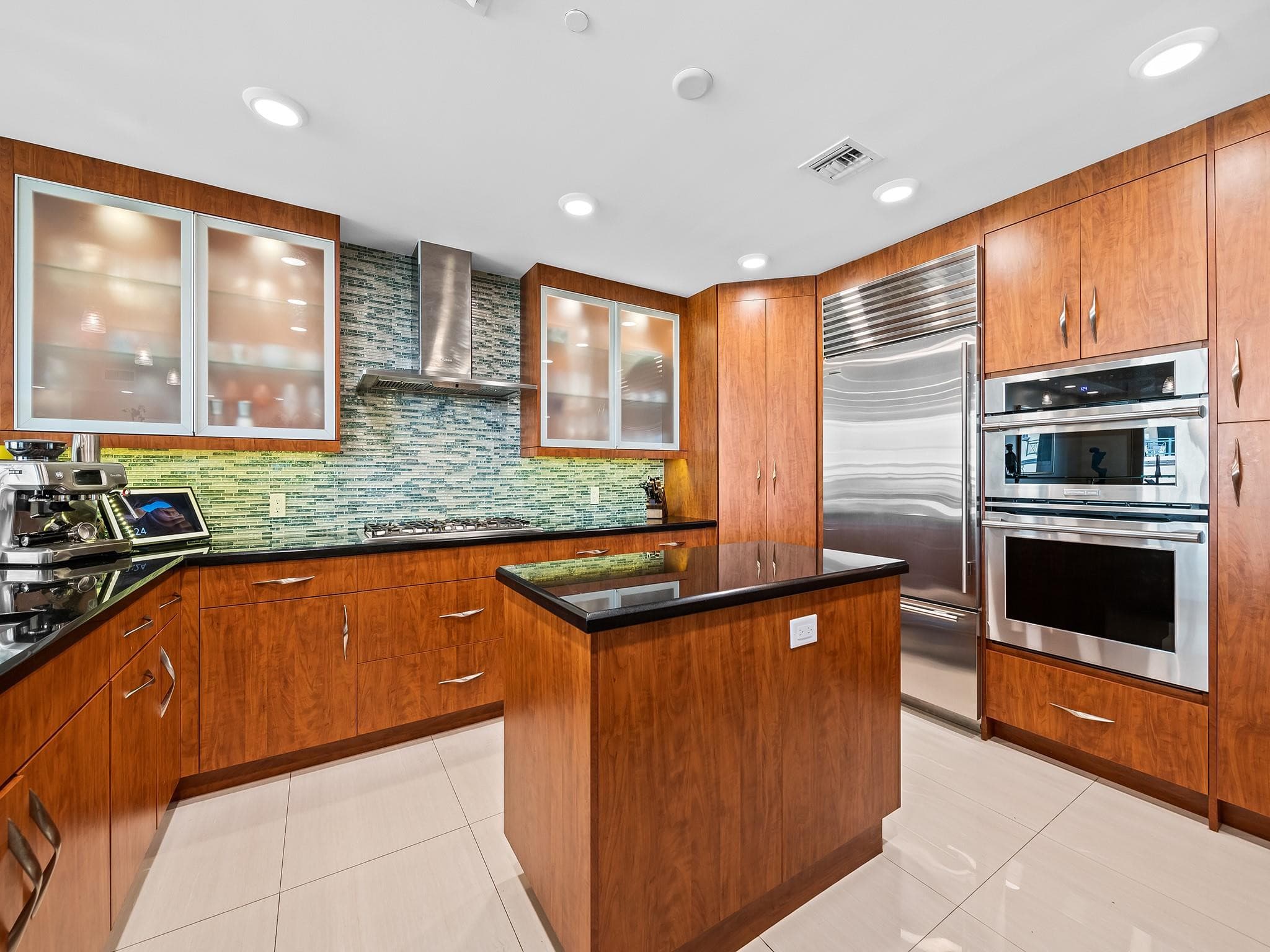 3415 N Ocean Drive 505, Hollywood, FL 33019 — photo 5 of 45