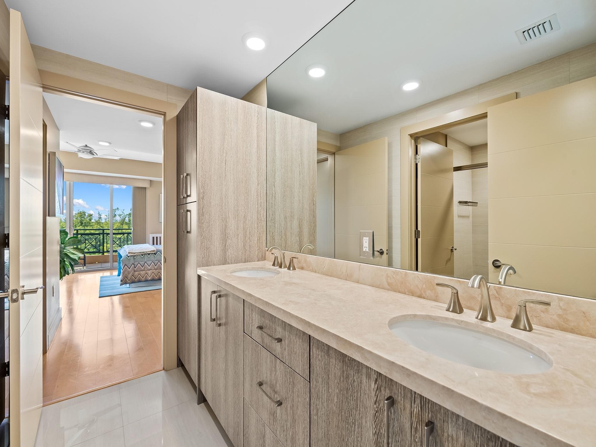 3415 N Ocean Drive 505, Hollywood, FL 33019 — photo 27 of 45