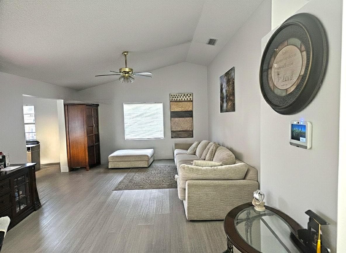 8205 SW 12th Place, North Lauderdale, FL 33068 — photo 6 of 10