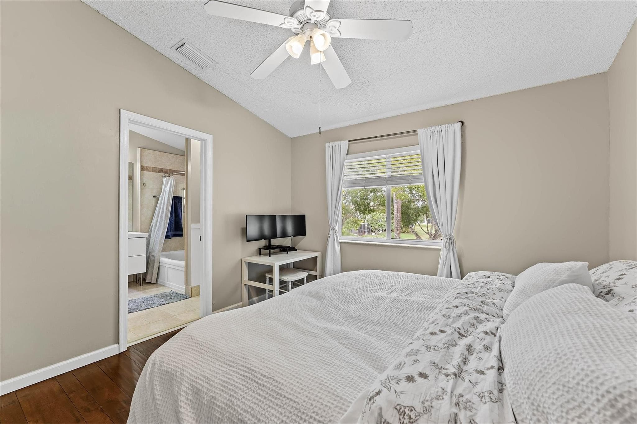 20815 NW 2nd Street 20815, Pembroke Pines, FL 33029 — photo 21 of 48