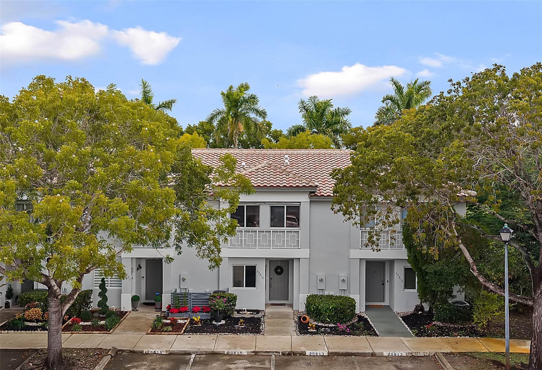 20815 NW 2nd Street 20815, Pembroke Pines, FL 33029 — photo 2 of 48