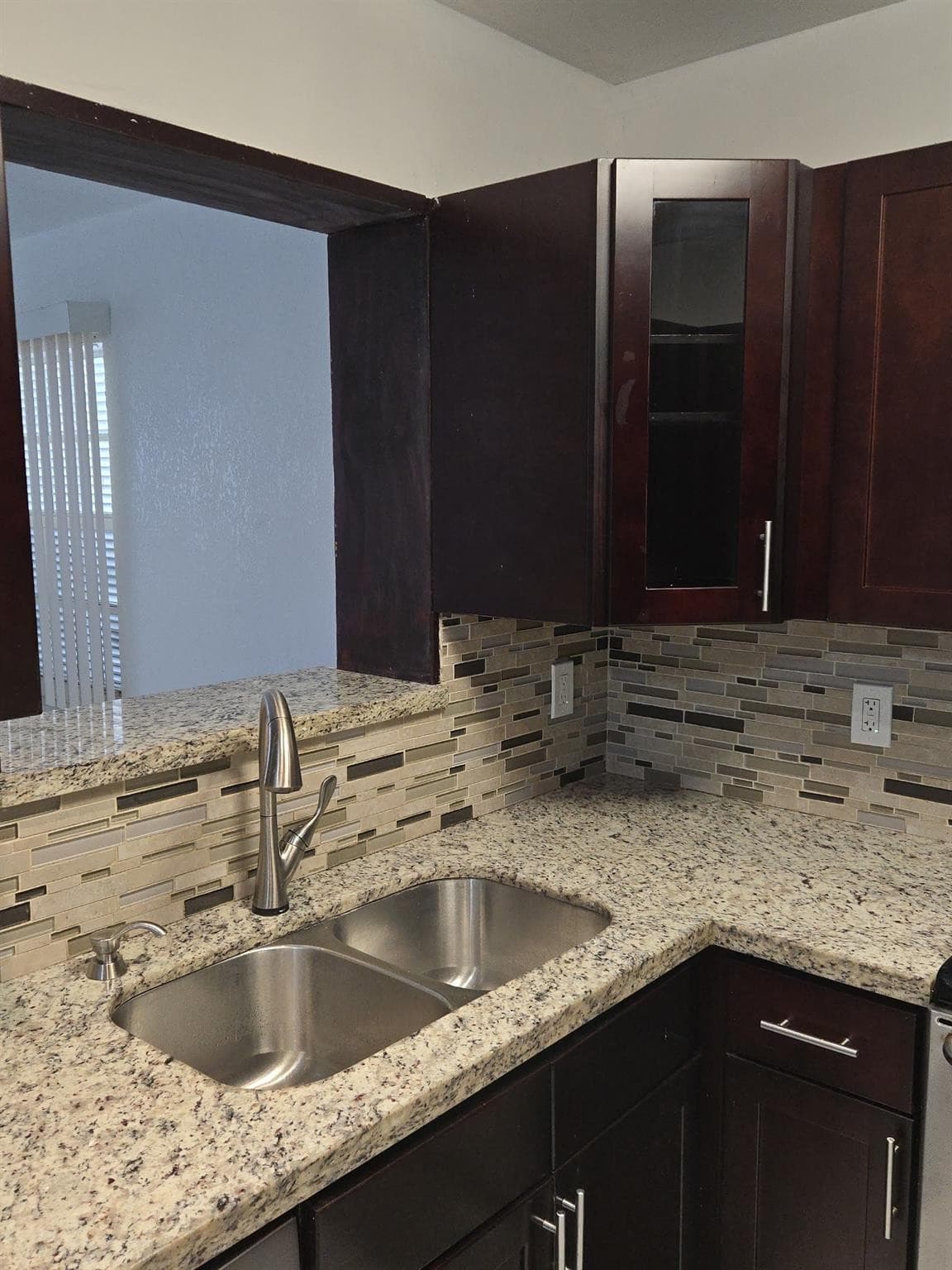 511 N 65th Avenue, Hollywood, FL 33024 — photo 6 of 31