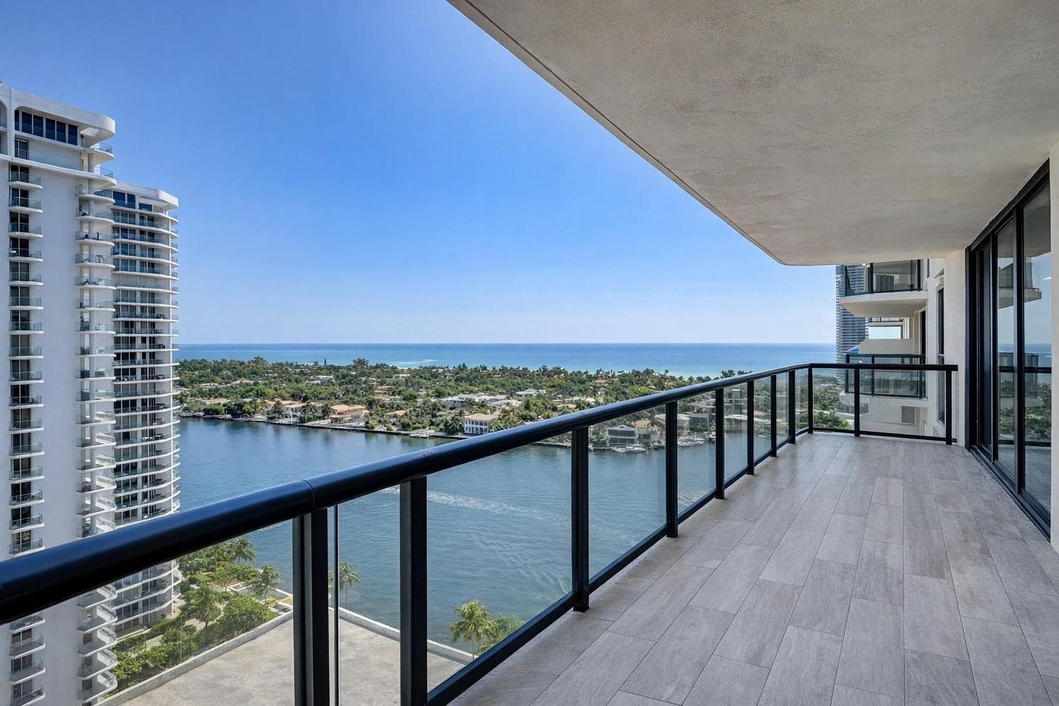 19667 Turnberry Way 20gr, Miami, FL 33180 — photo 1 of 46
