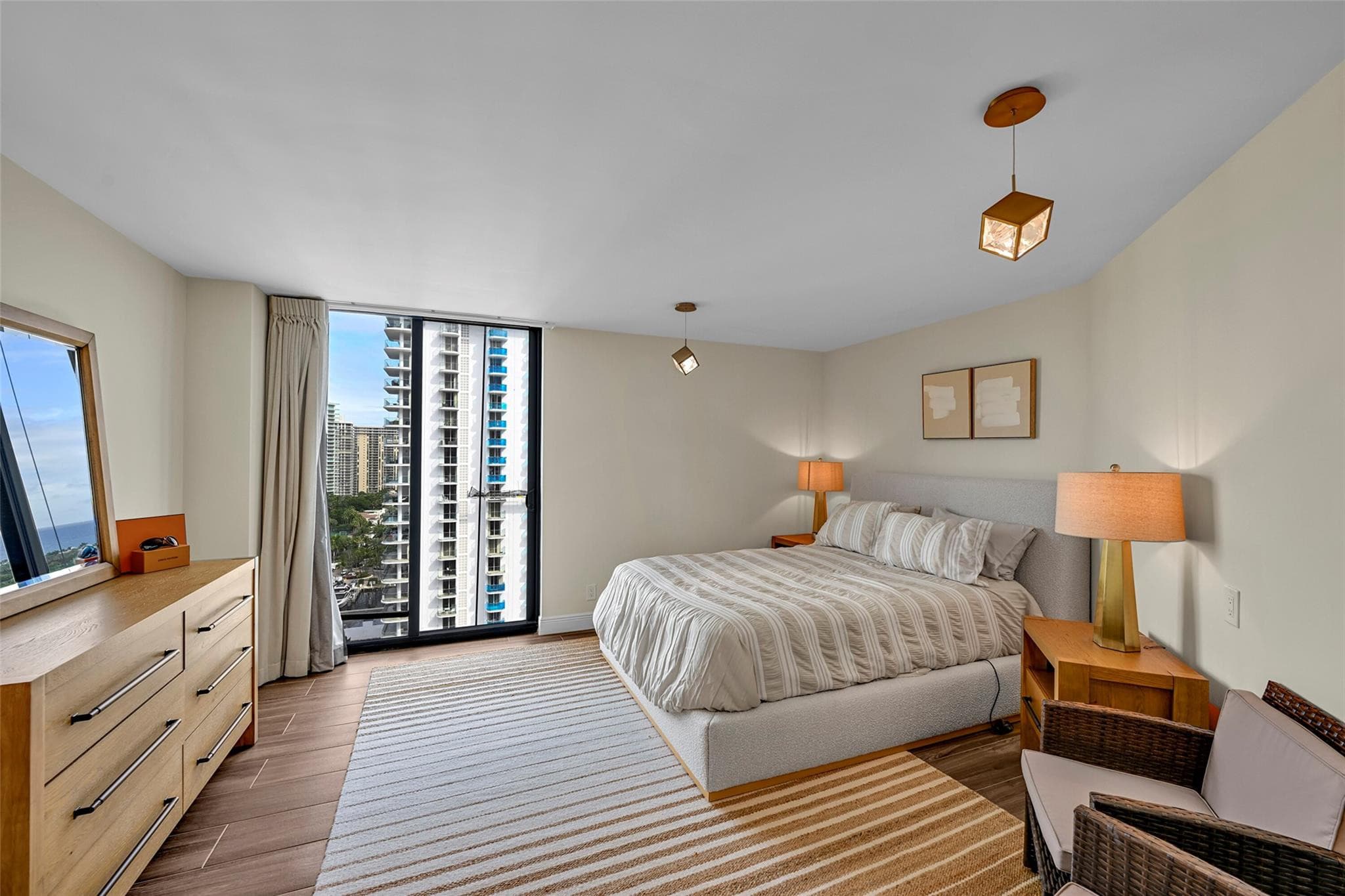 19667 Turnberry Way 20gr, Miami, FL 33180 — photo 22 of 46