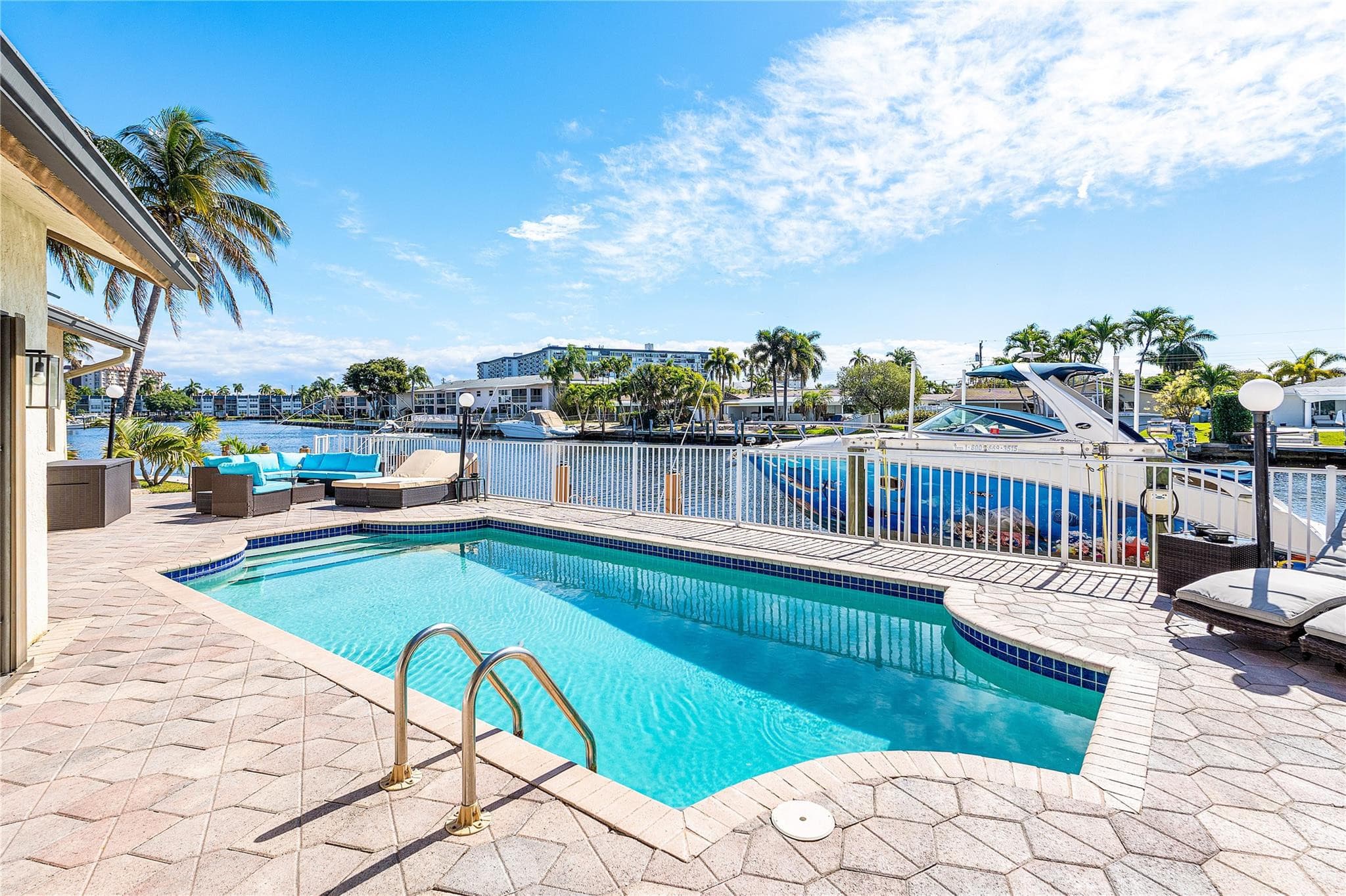 630 SE 9th Avenue, Pompano Beach, FL 33060 — photo 4 of 51
