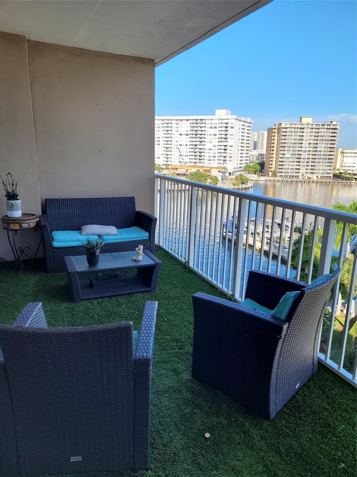 1965 S Ocean Drive 6h, Hallandale Beach, FL 33009 — photo 2 of 15