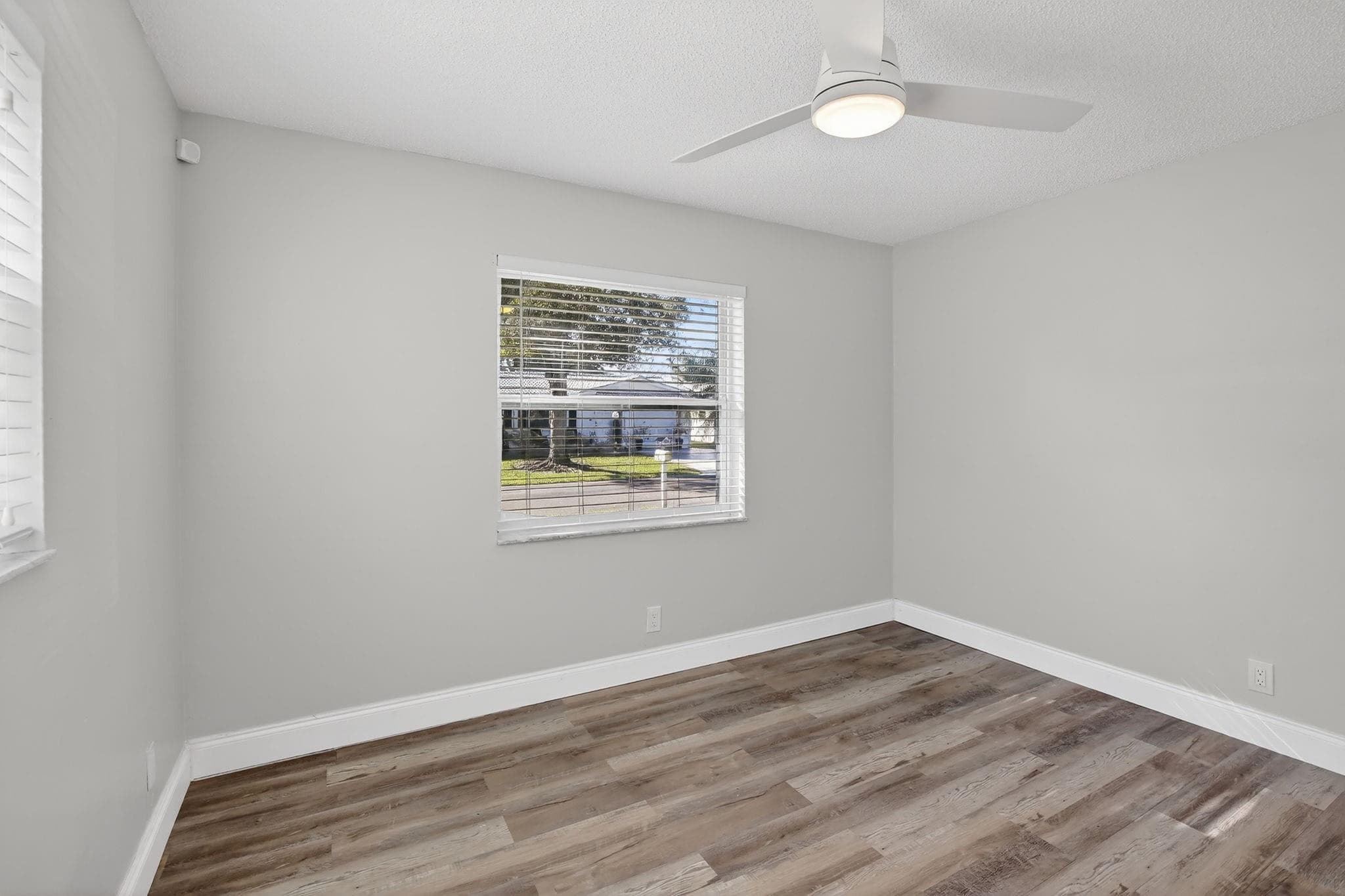 8845 NW 14th Street, Plantation, FL 33322 — photo 28 of 61