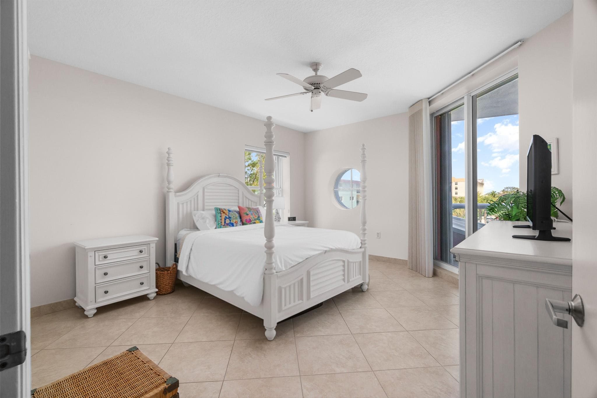 2051 SE 3rd Street 307, Deerfield Beach, FL 33441 — photo 17 of 40