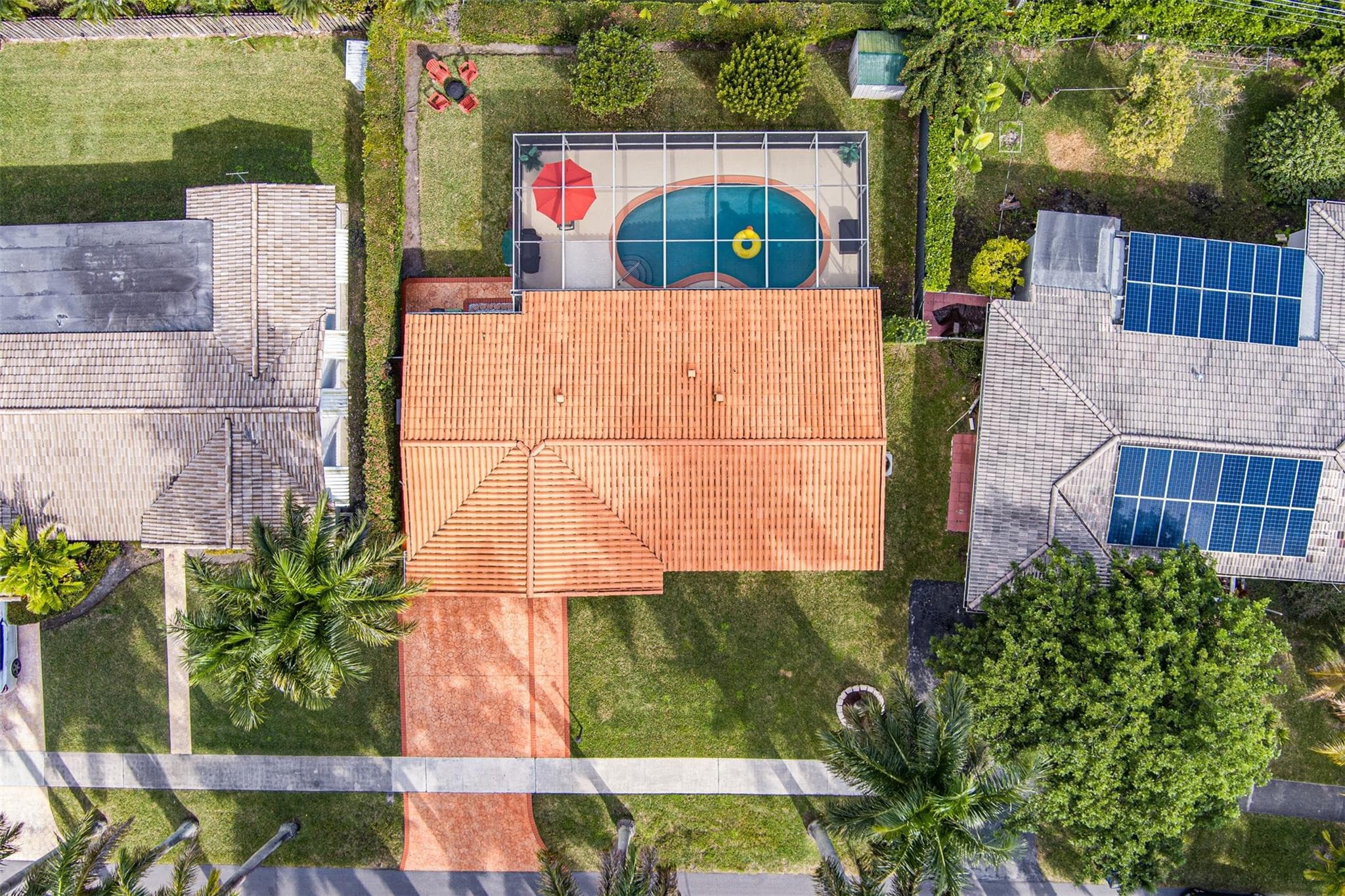 1017 NE 4th Street, Hallandale Beach, FL 33009 — photo 6 of 60