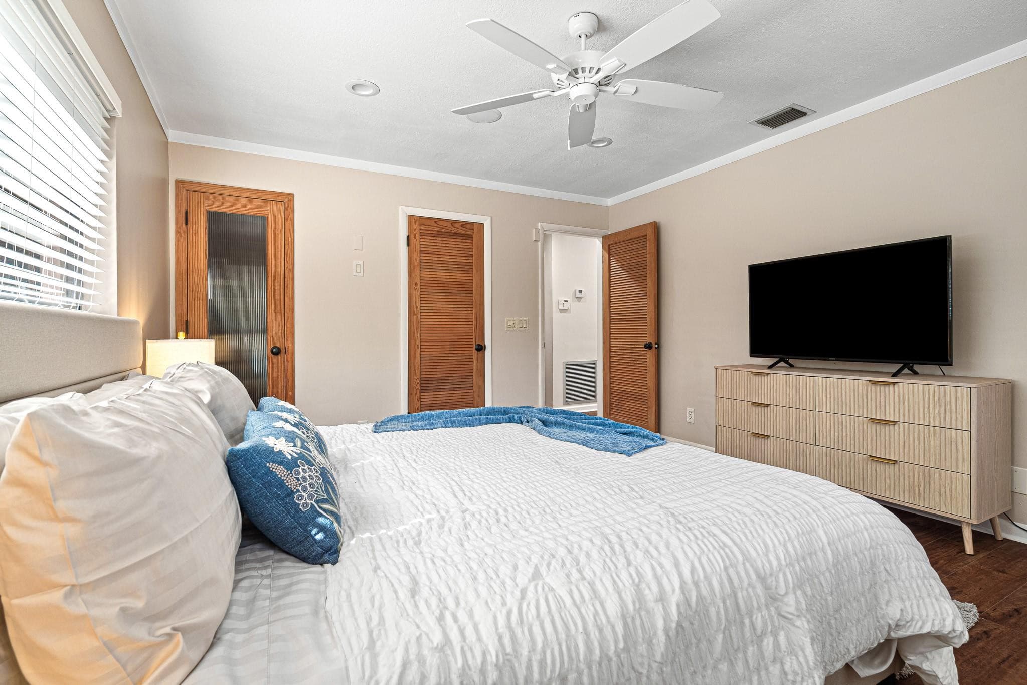 708 NW 6th Drive, Boca Raton, FL 33486 — photo 10 of 52