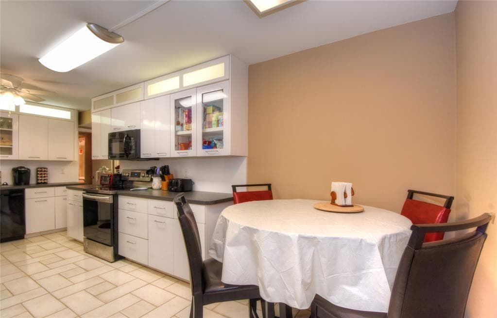 111 N Pompano Beach Boulevard 304, Pompano Beach, FL 33062 — photo 17 of 36