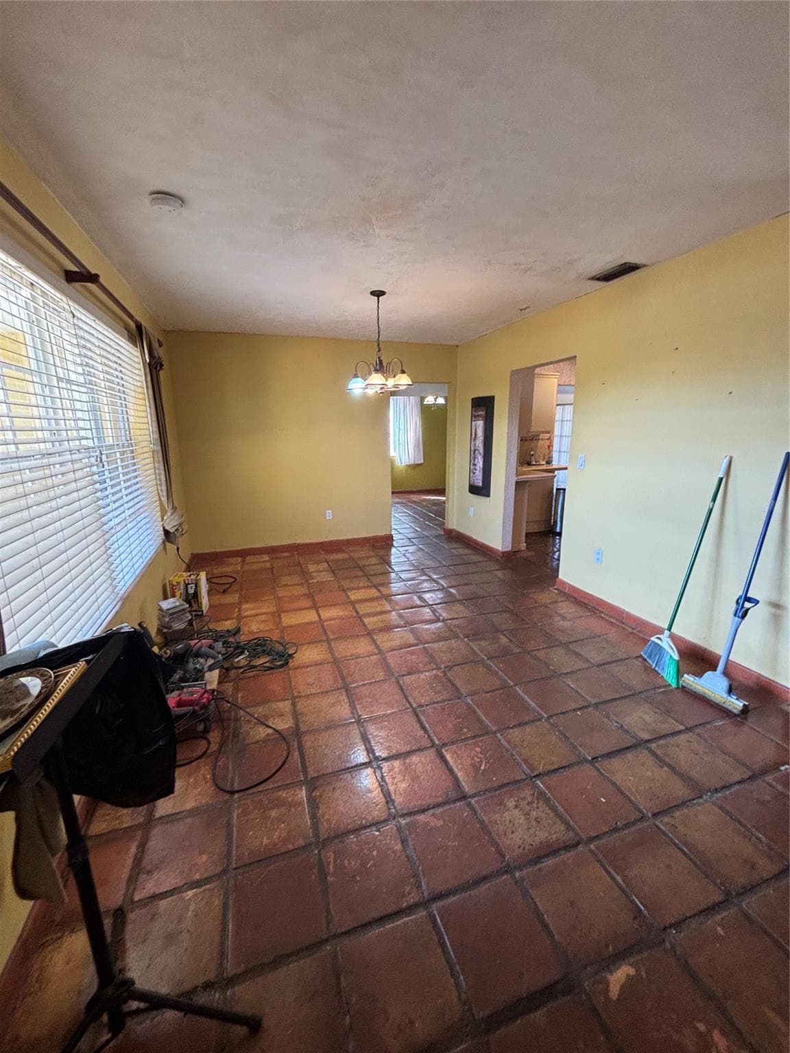 9261 SW 68th Street, Miami, FL 33173 — photo 15 of 24