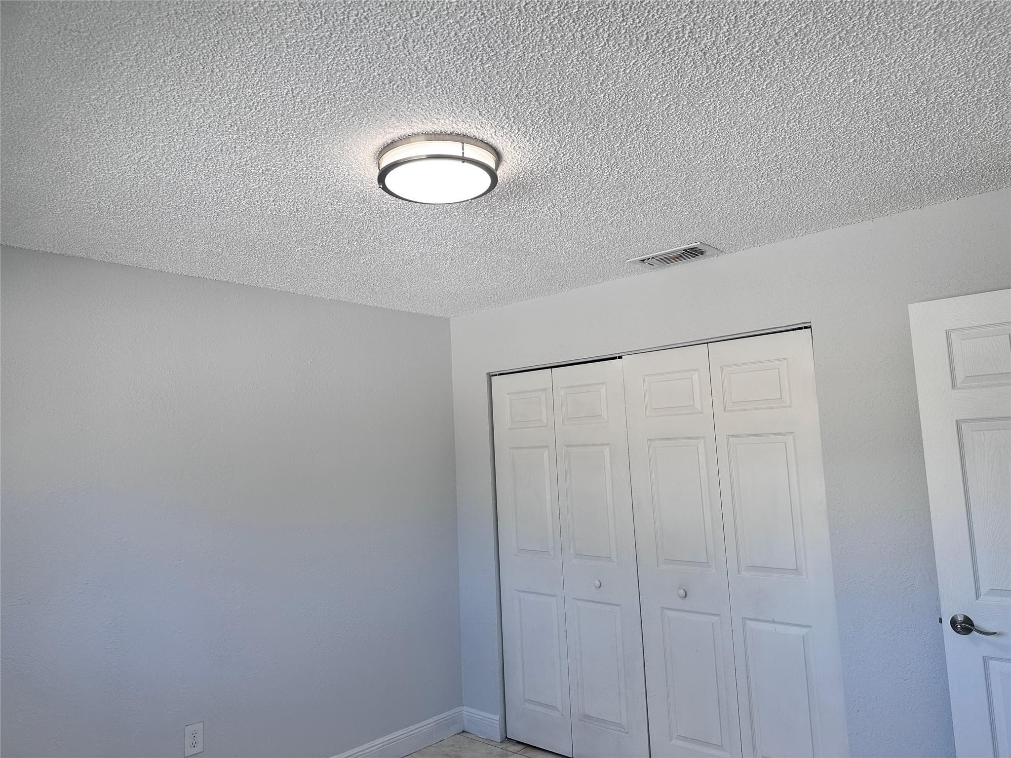 410 NW 33rd Street, Miami, FL 33127 — photo 7 of 9