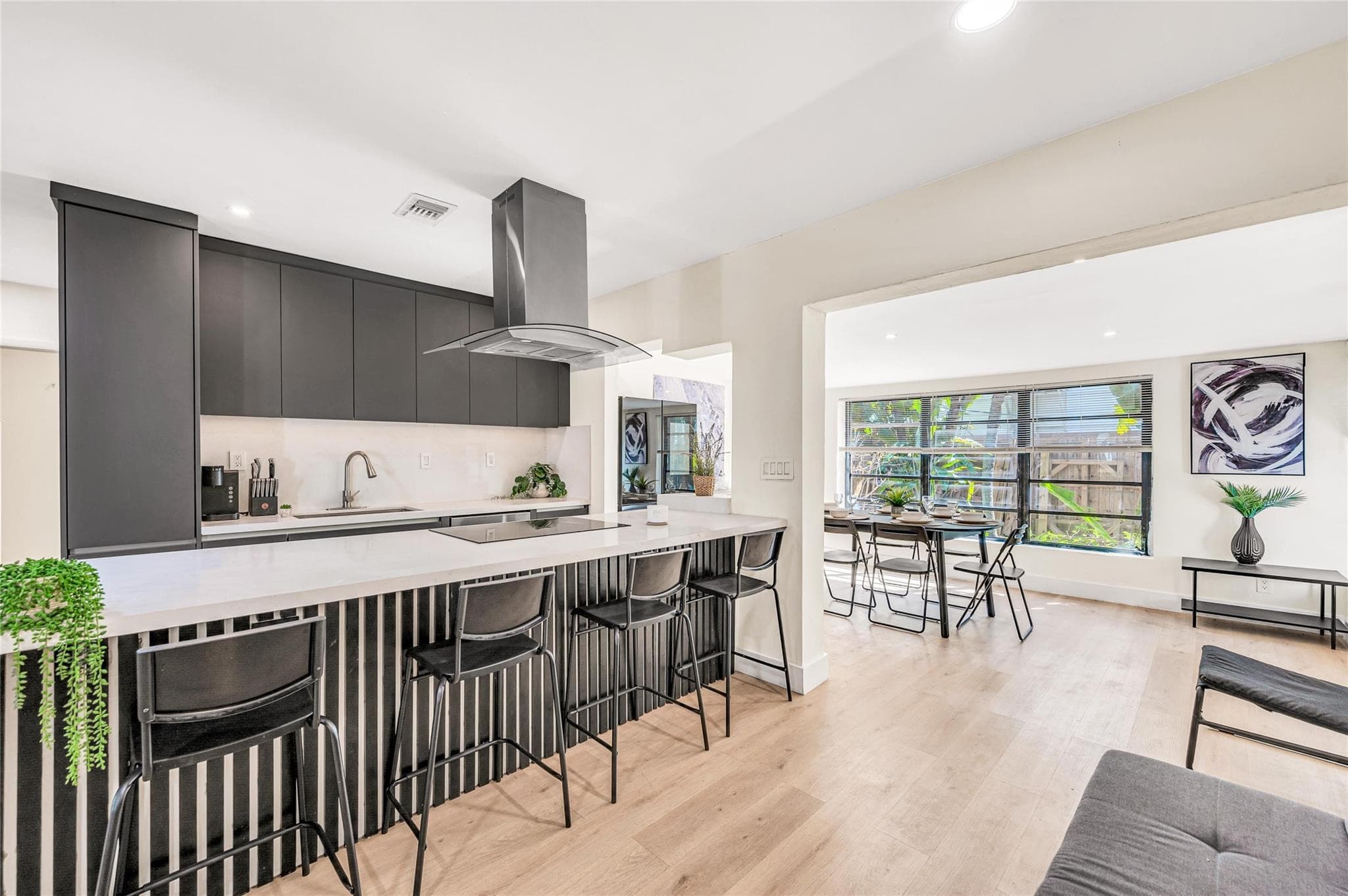 1760 NE 13th Street, Fort Lauderdale, FL 33304 — photo 11 of 30