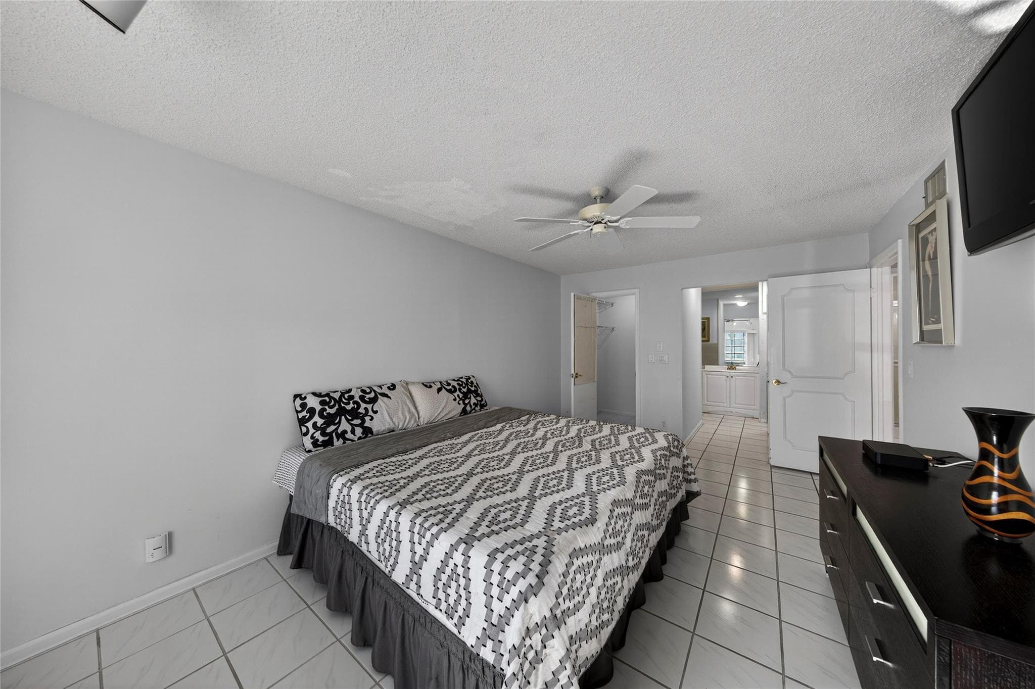 6253 Bay Club Drive 1, Fort Lauderdale, FL 33308 — photo 24 of 58