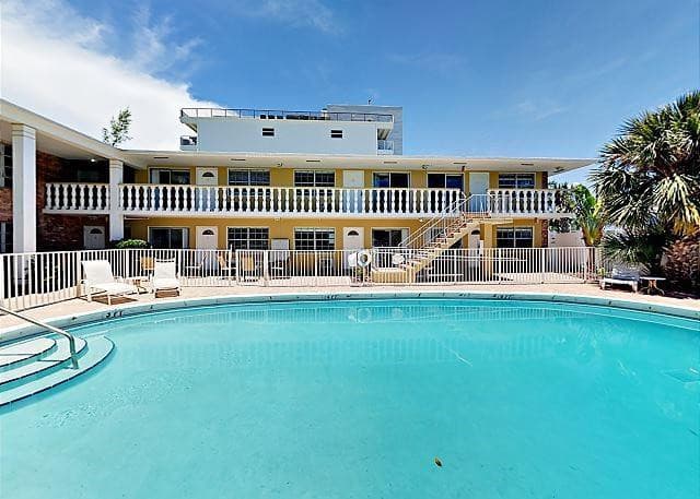 3226 NE 12th Street 10, Pompano Beach, FL 33062 — photo 11 of 13