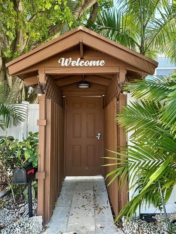 2617 NE 13th Court, Fort Lauderdale, FL 33304 — photo 6 of 30