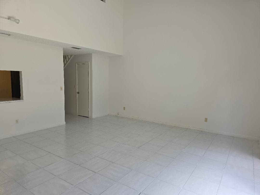 7474 NW 34th Street 7474, Lauderhill, FL 33319 — photo 4 of 21