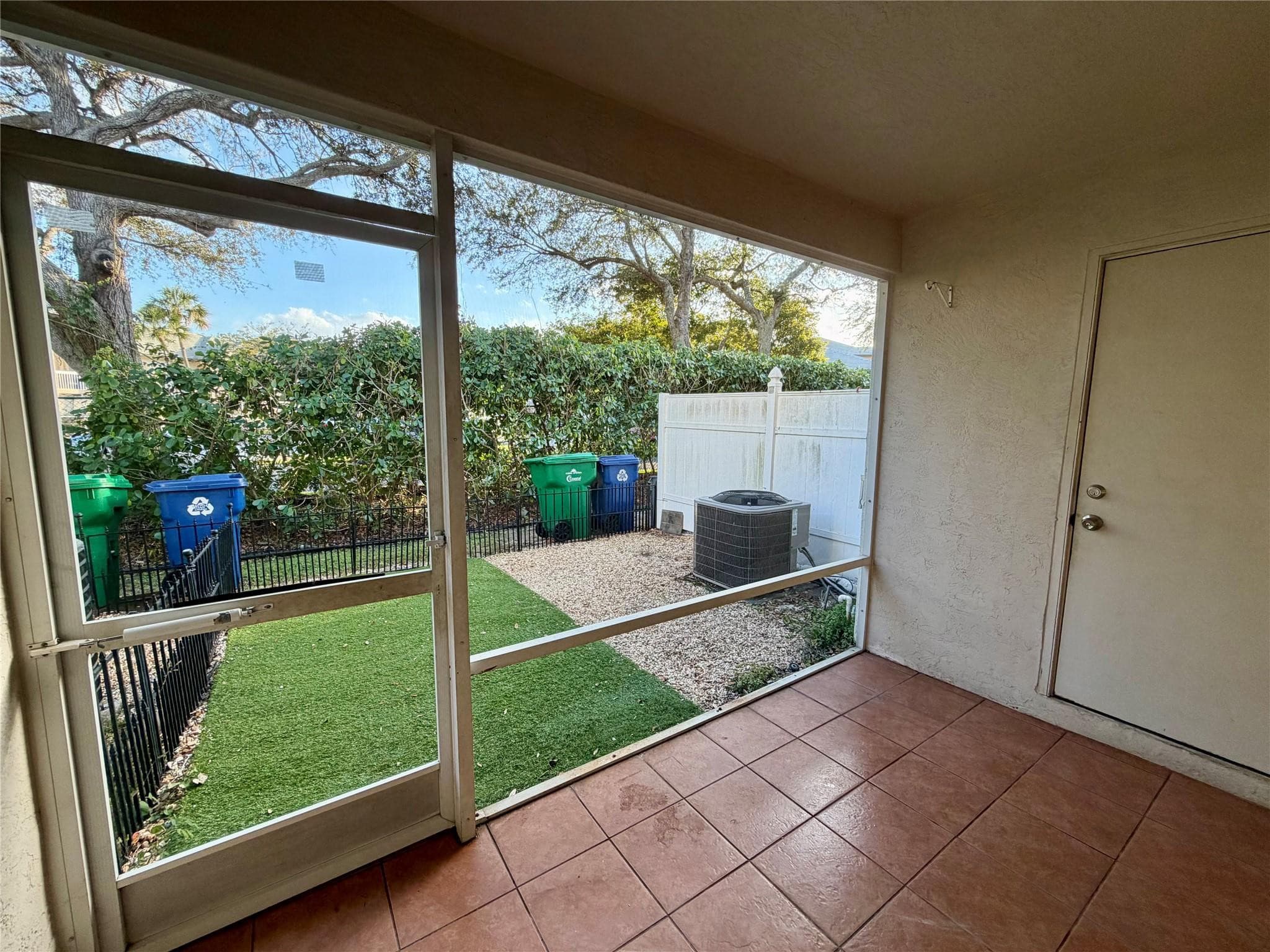 9914 NW 56th Place, Coral Springs, FL 33076 — photo 5 of 30