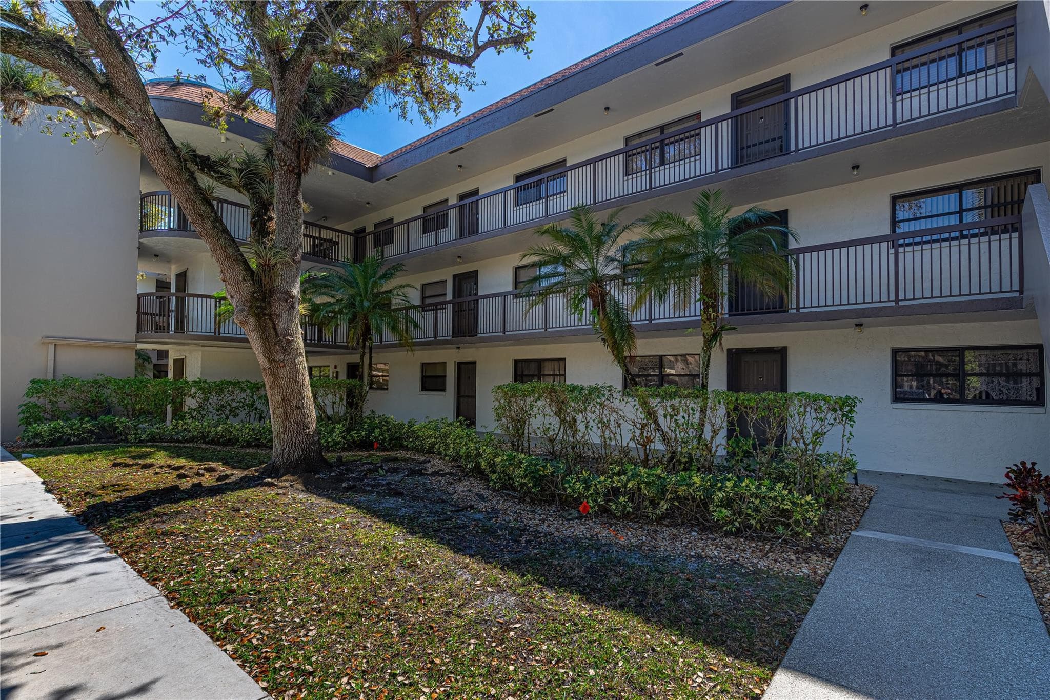 7653 NW 79th Avenue 114, Tamarac, FL 33321 — photo 8 of 47