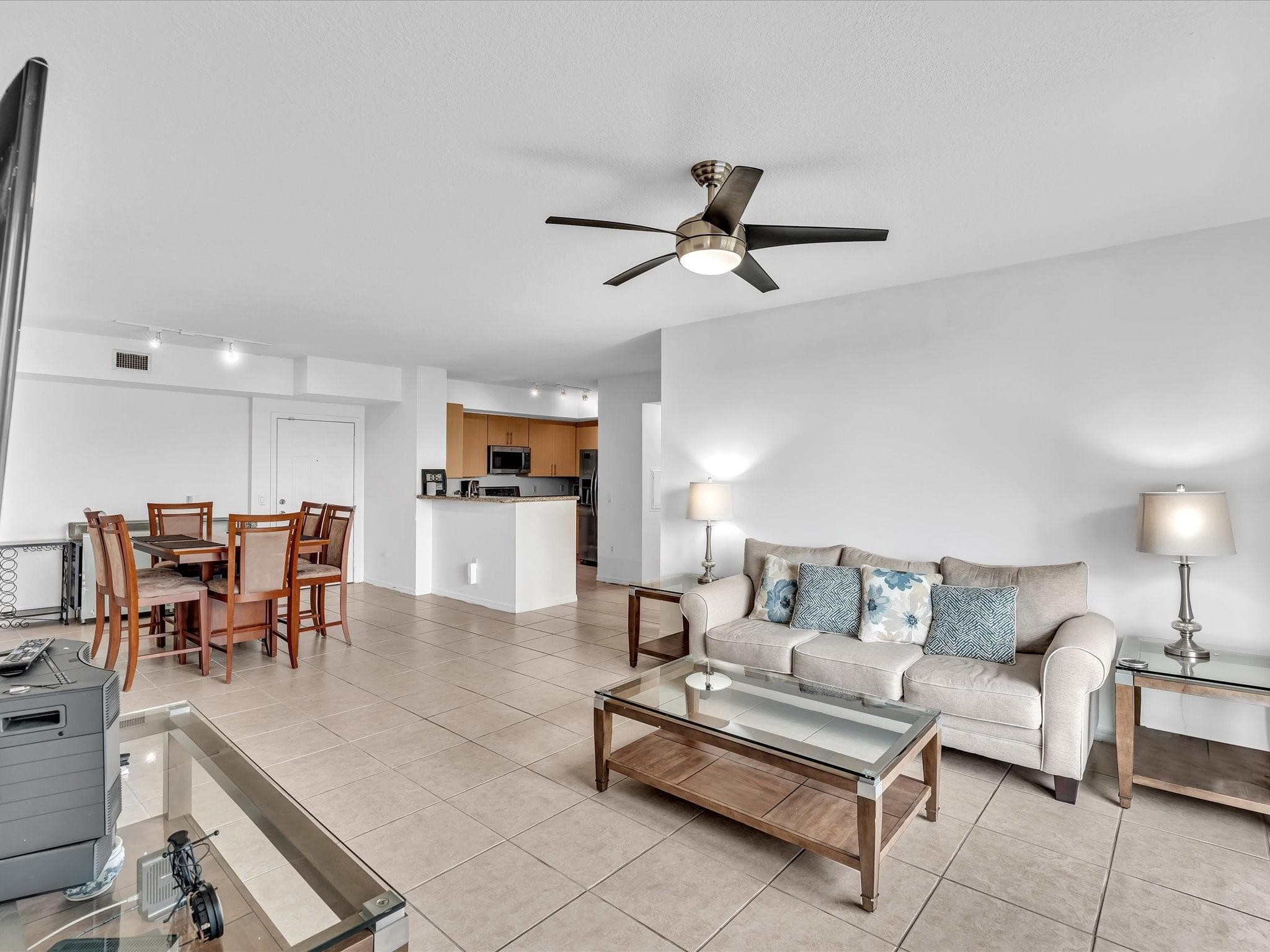 2421 NE 65th Street 406, Fort Lauderdale, FL 33308 — photo 18 of 69